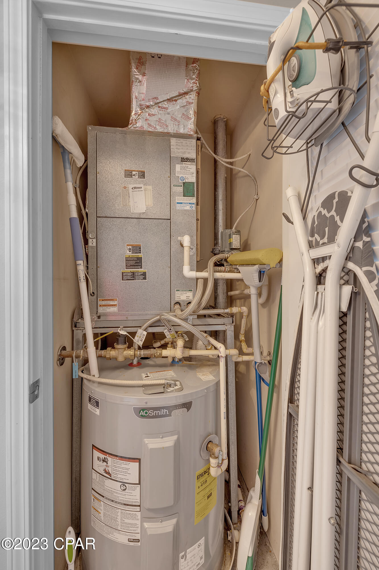 9902 S Thomas Drive Unit: 1935