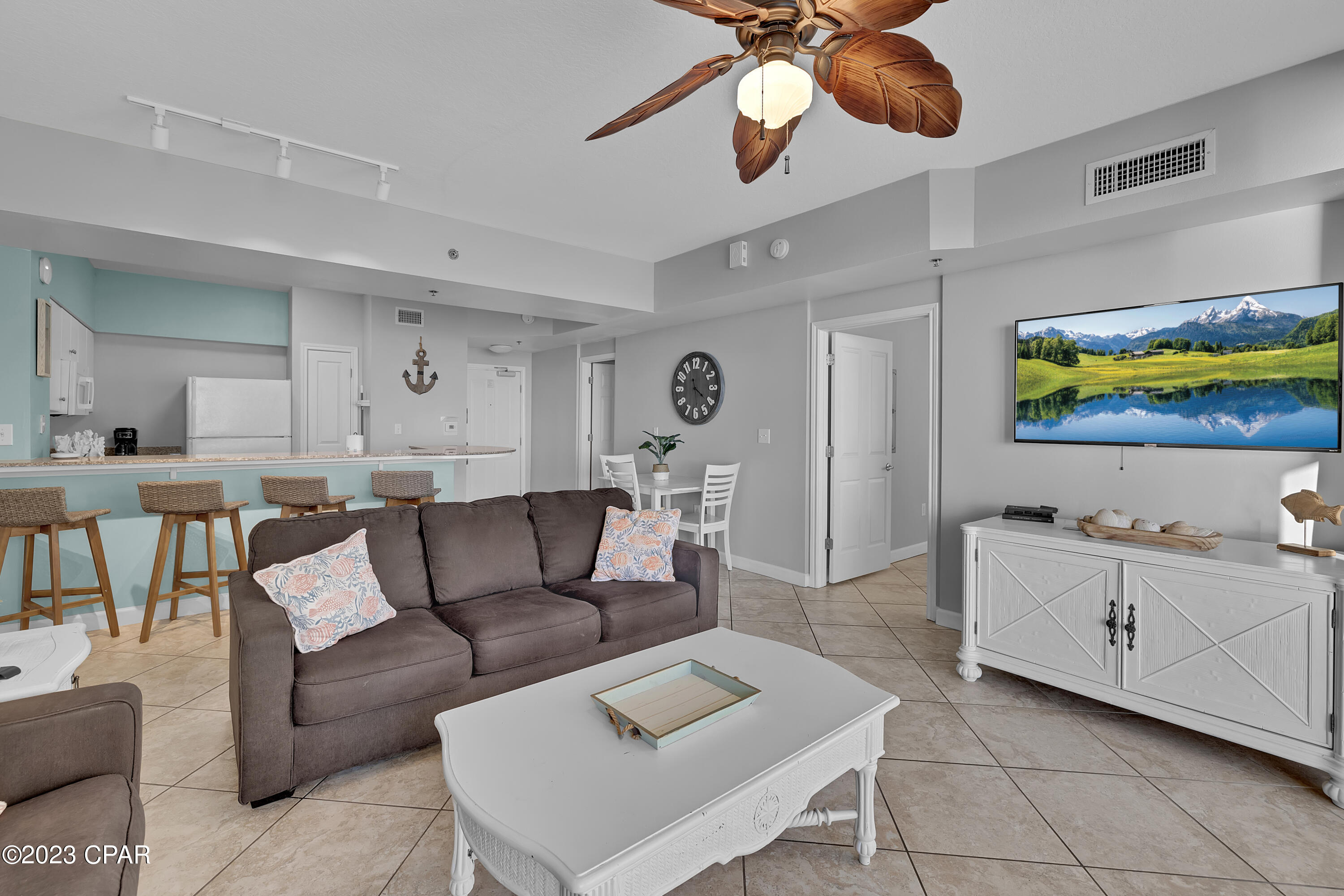 9900 S Thomas Drive Unit: 1215