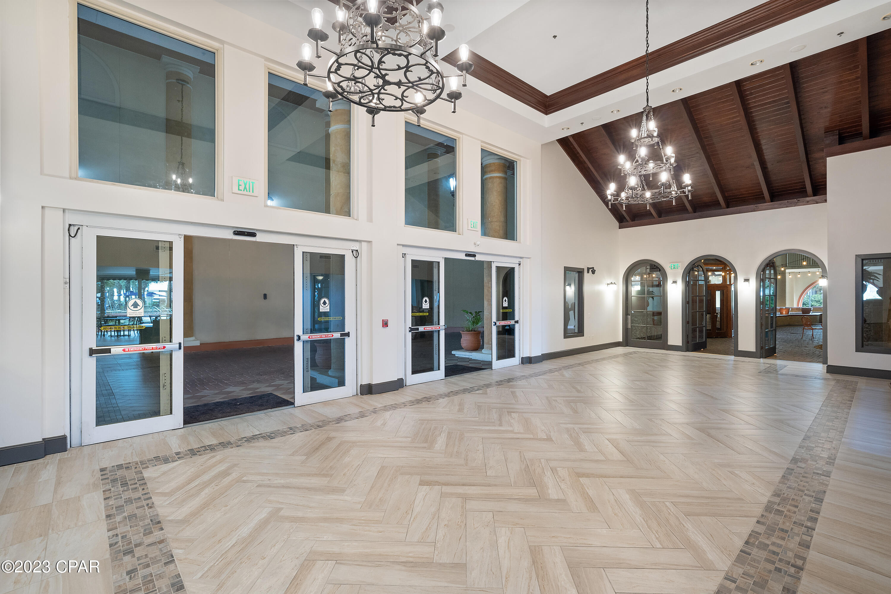 9900 S Thomas Drive Unit: 1215