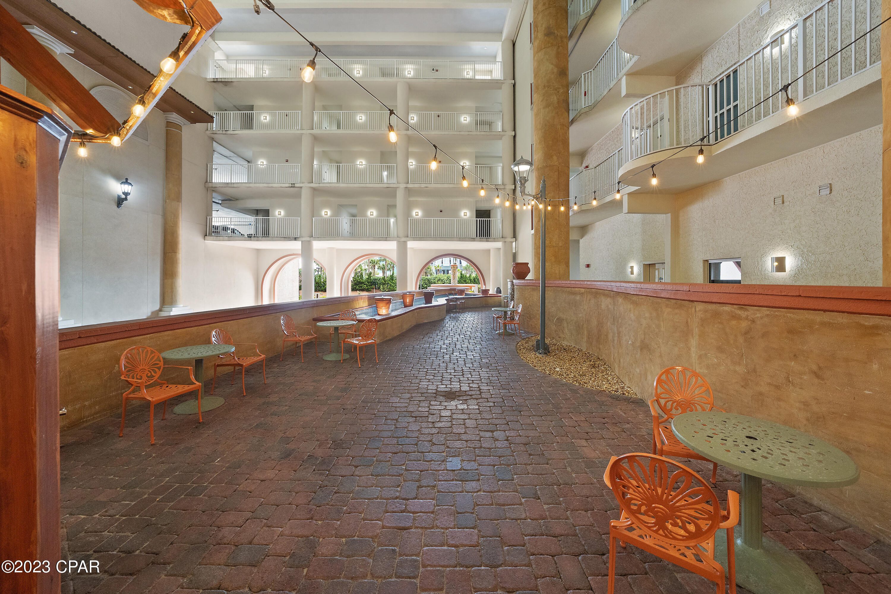 9900 S Thomas Drive Unit: 1215