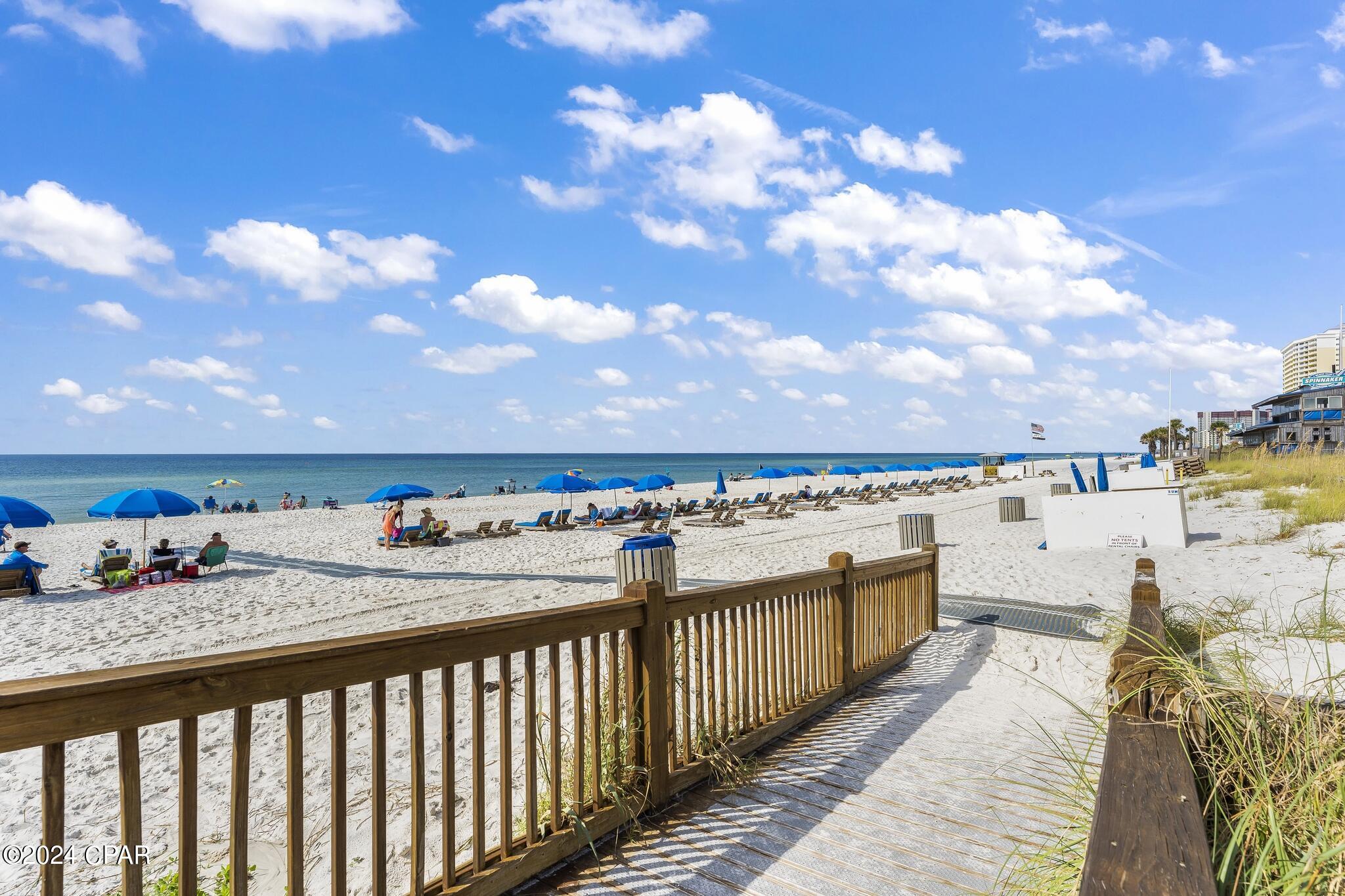 8743 S Thomas Drive Unit: 906