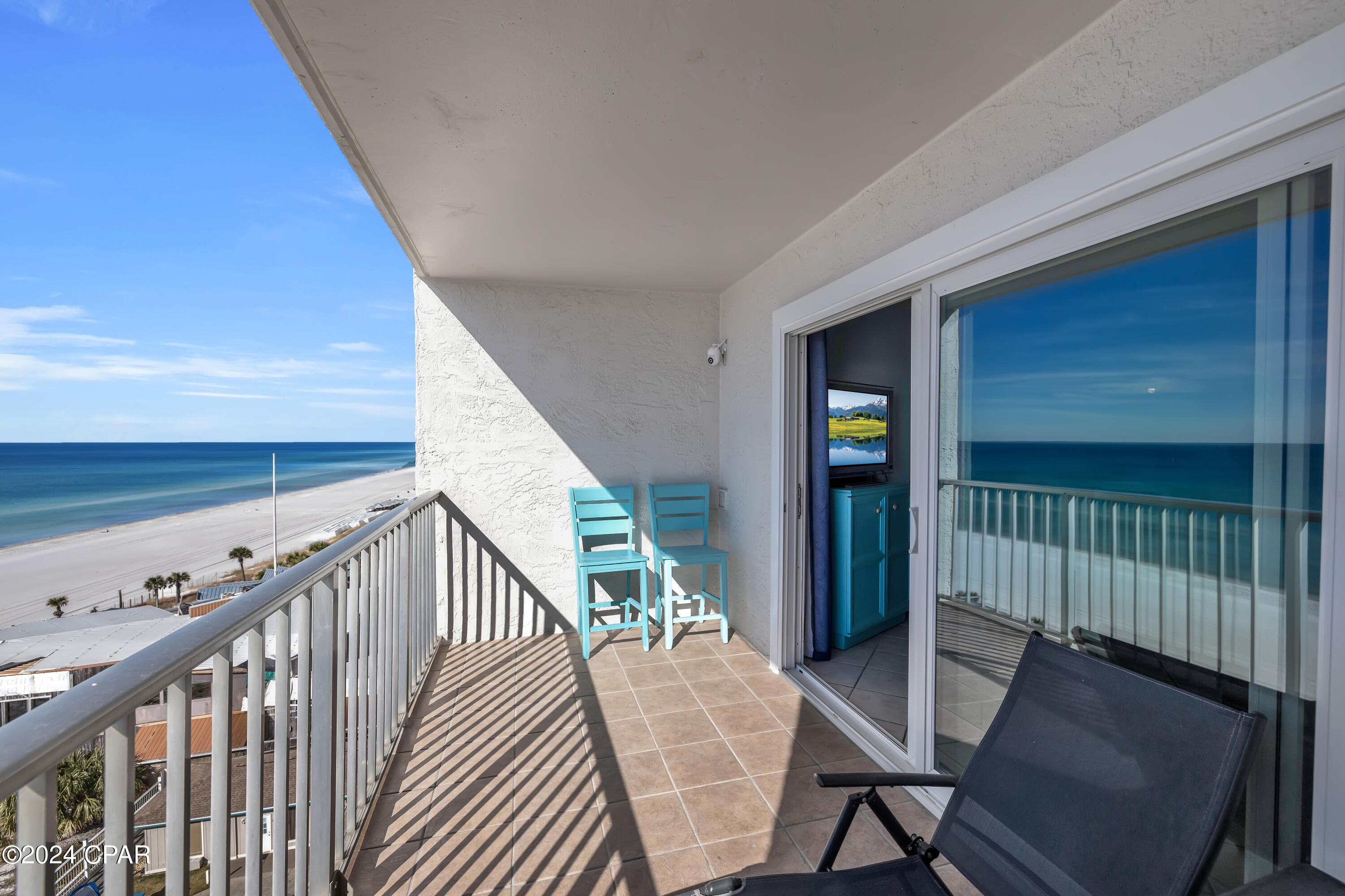 8743 S Thomas Drive Unit: 906