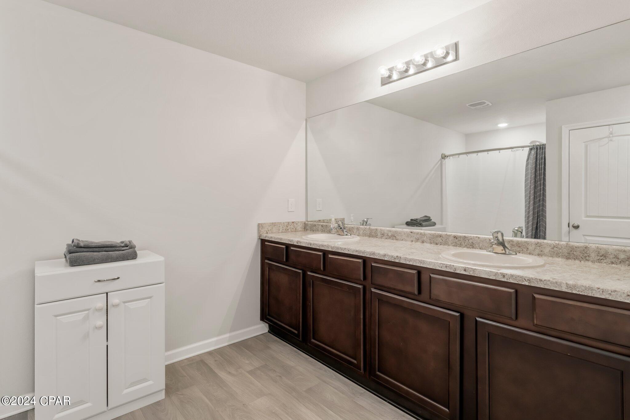 541 Albert Meadow Lane