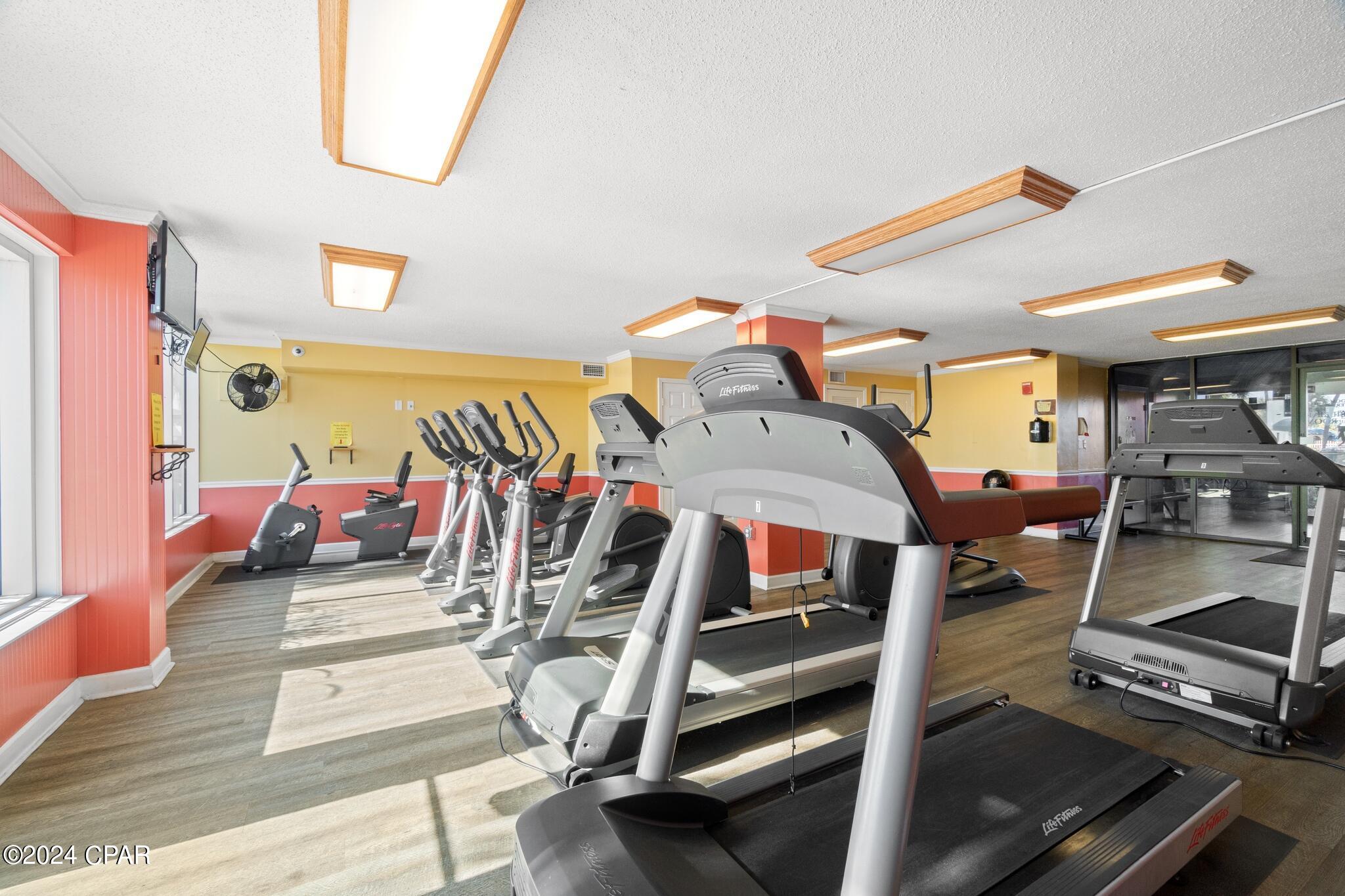 5801 S Thomas Drive Unit: 1104