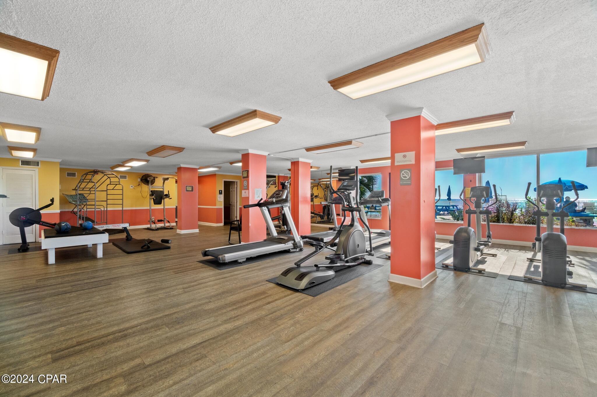 5801 S Thomas Drive Unit: 1104