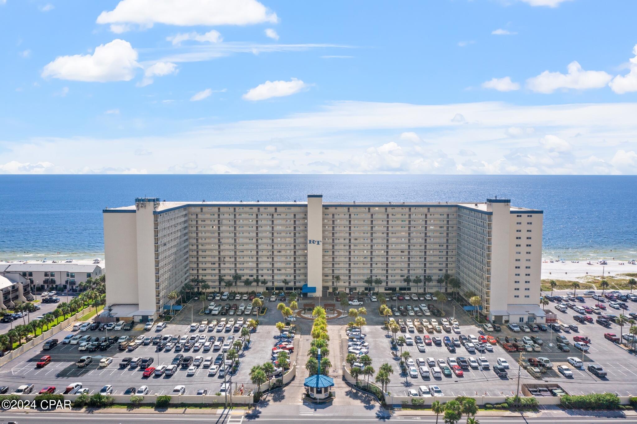 5801 S Thomas Drive Unit: 1104