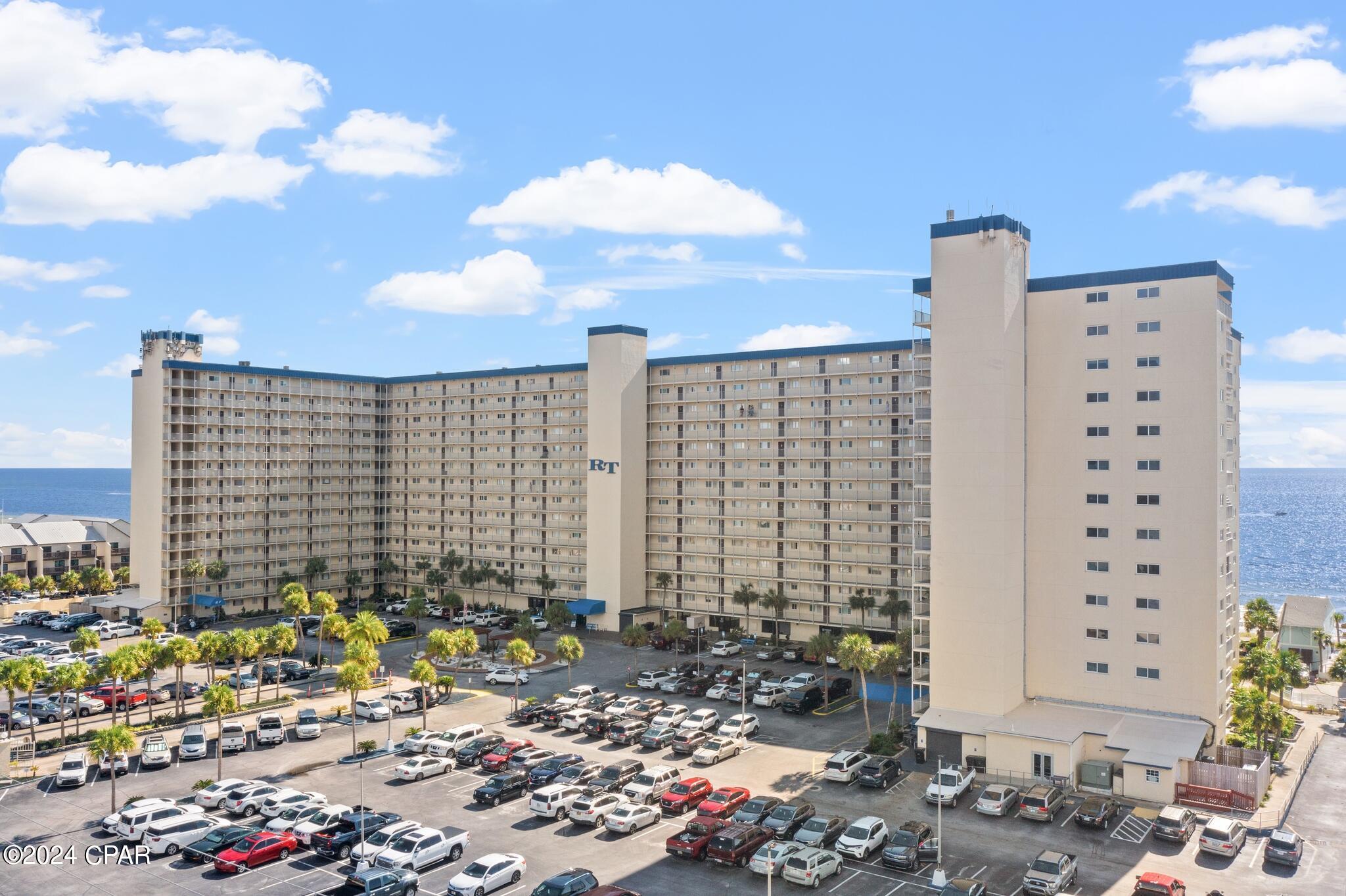 5801 S Thomas Drive Unit: 1104