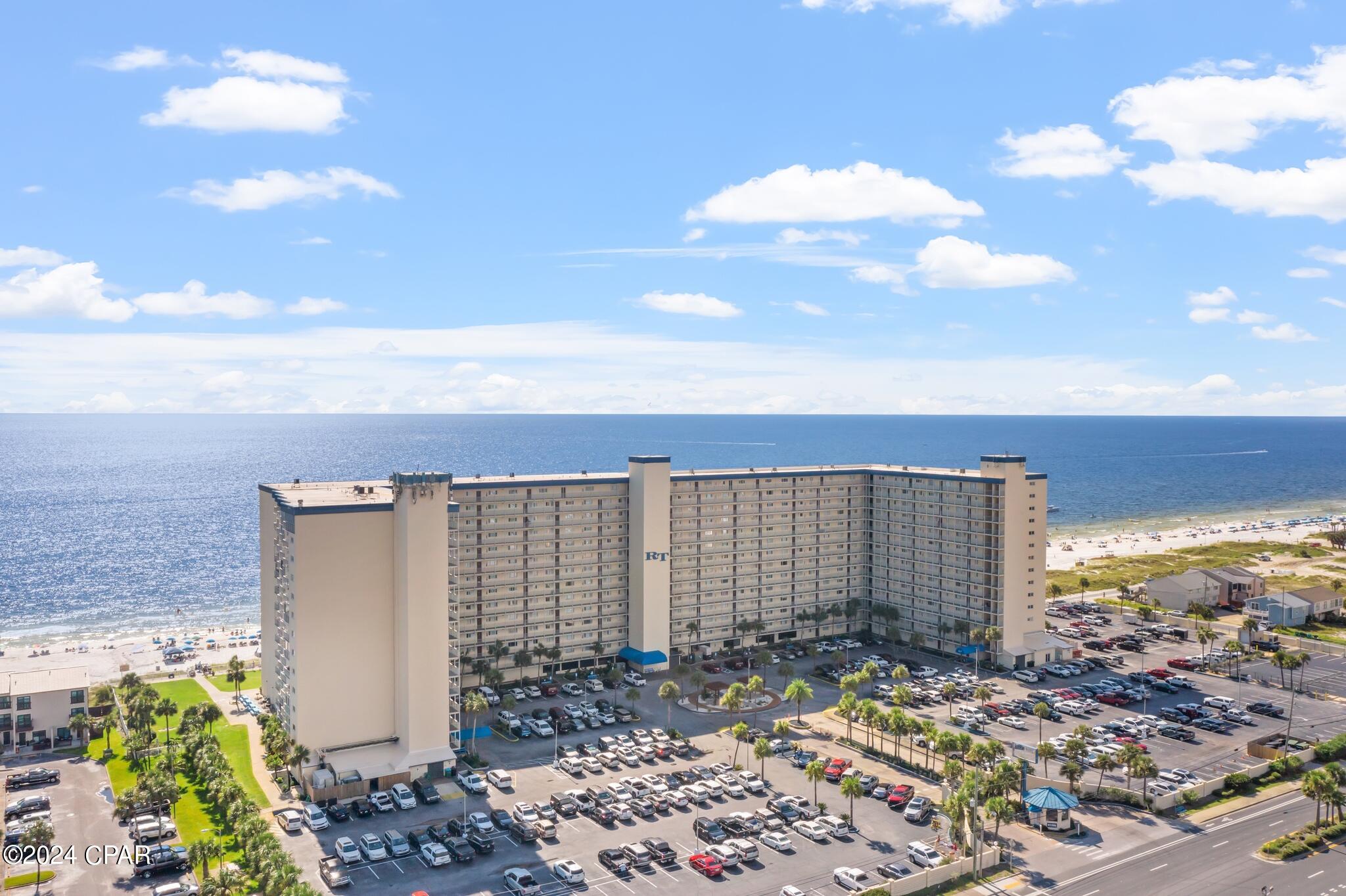 5801 S Thomas Drive Unit: 1104