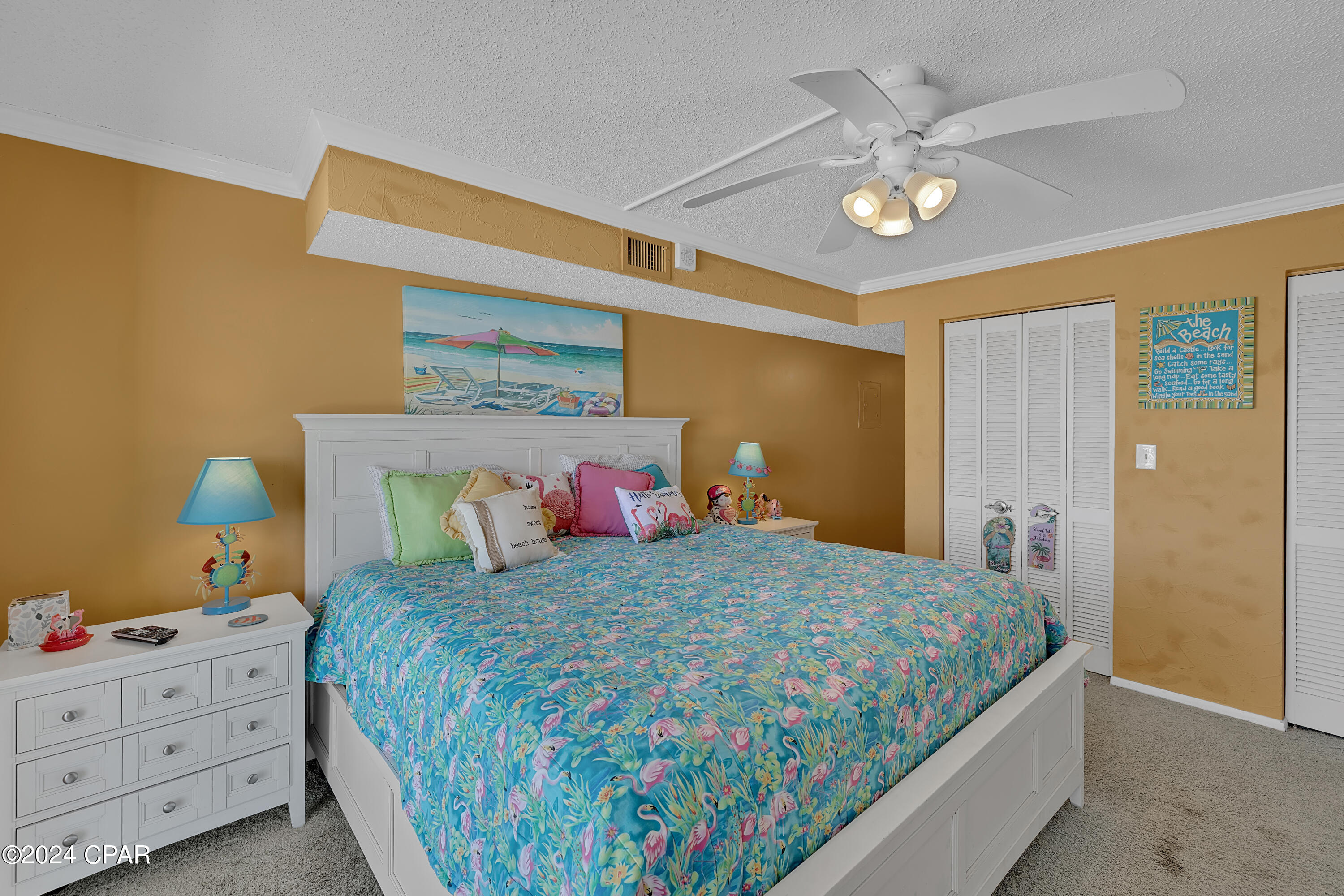 5801 S Thomas Drive Unit: 1104