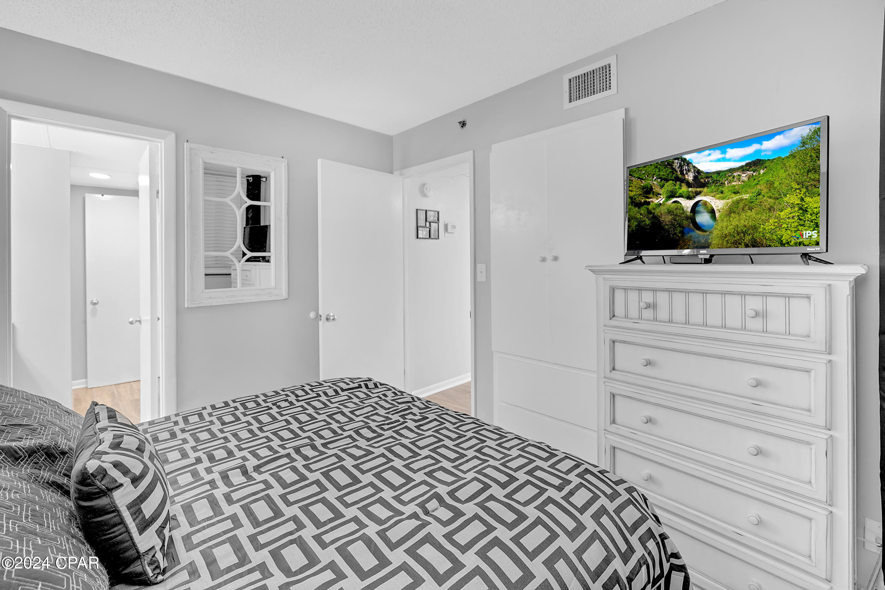 9850 S Thomas Drive 503E