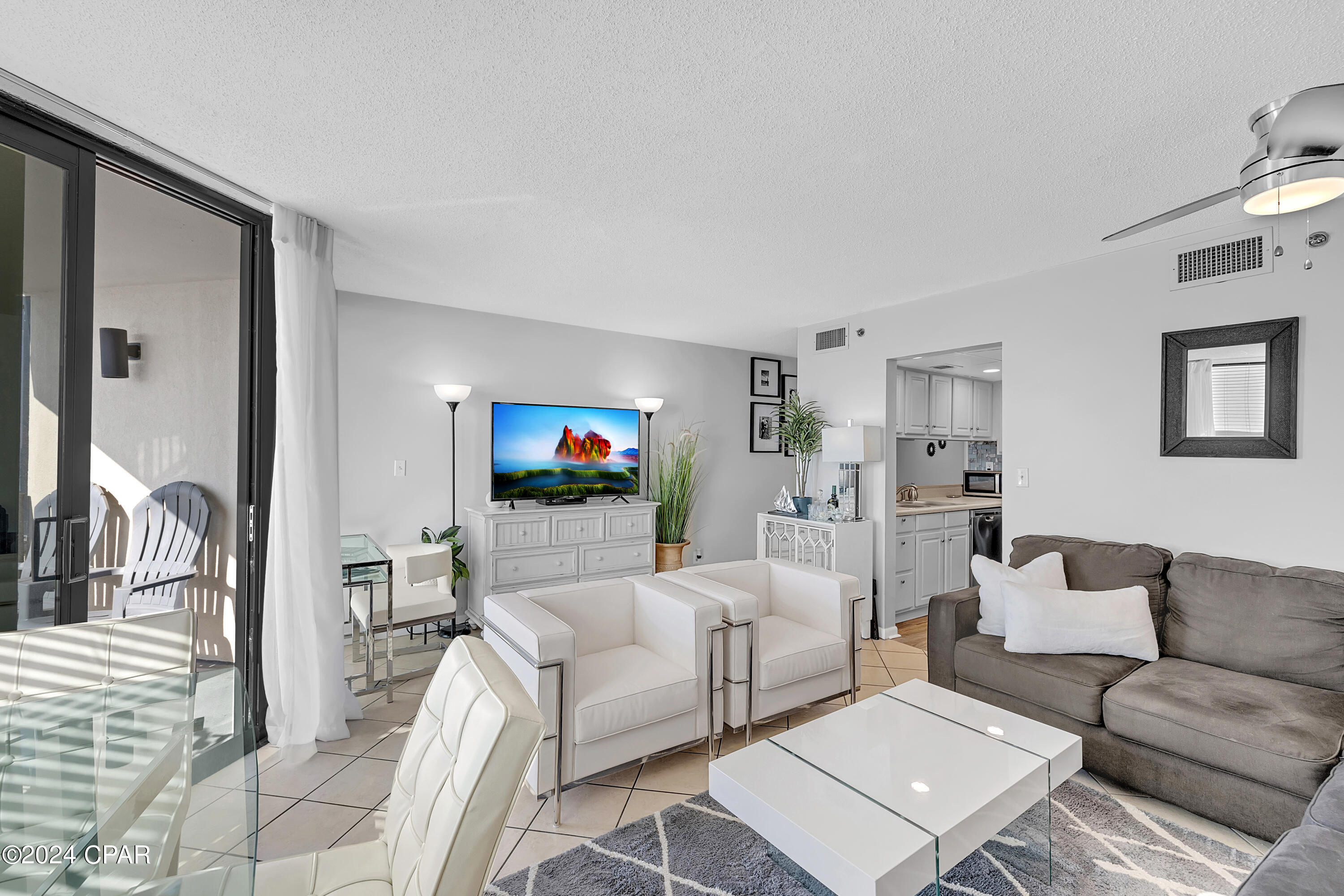 9850 S Thomas Drive 503E