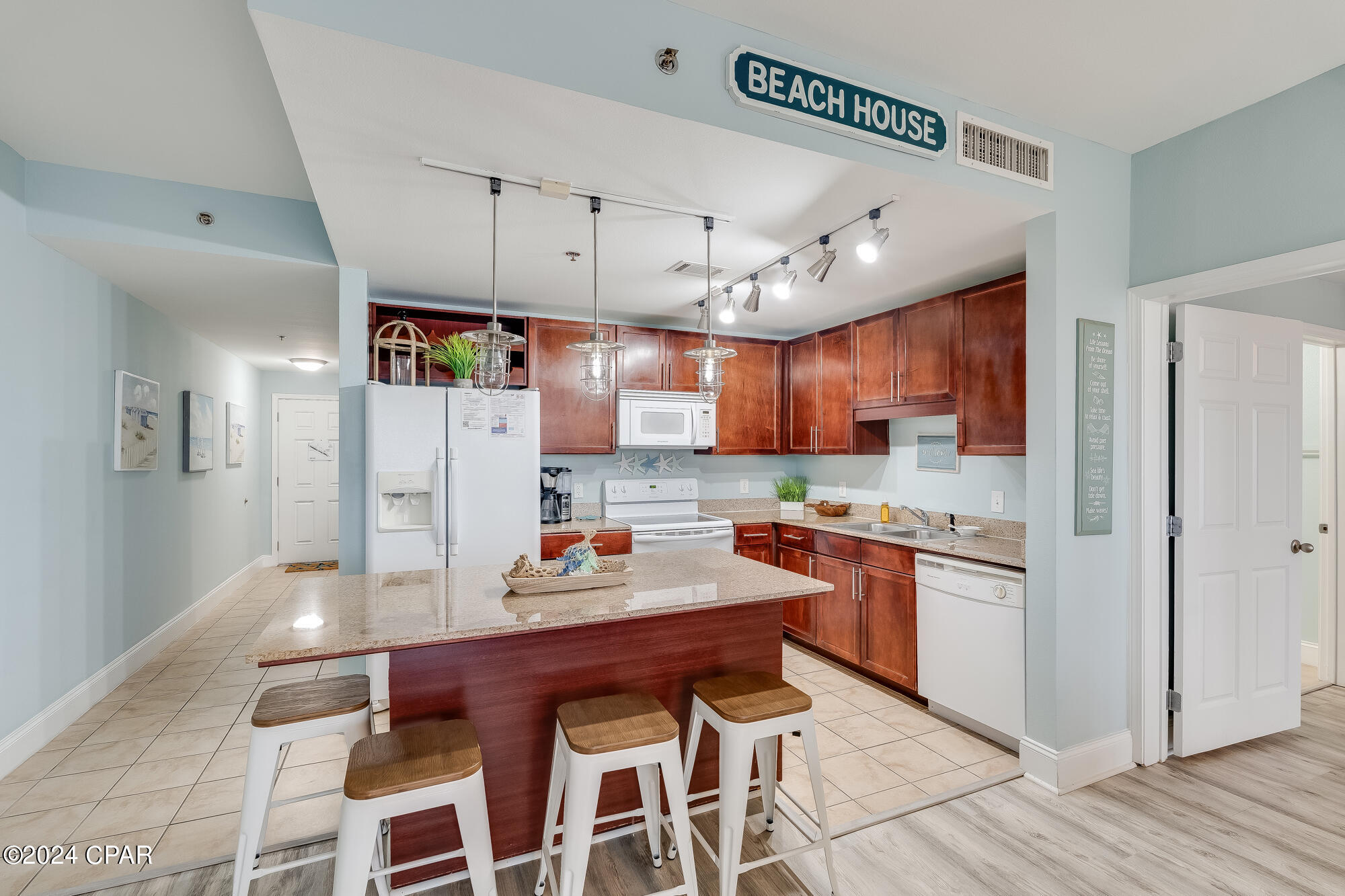 9860 S Thomas Drive 108