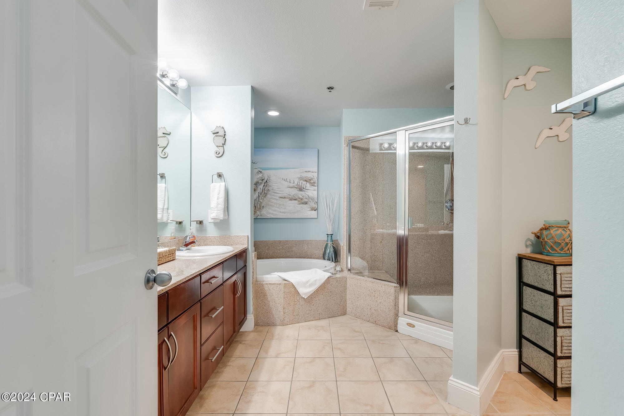 9860 S Thomas Drive 108