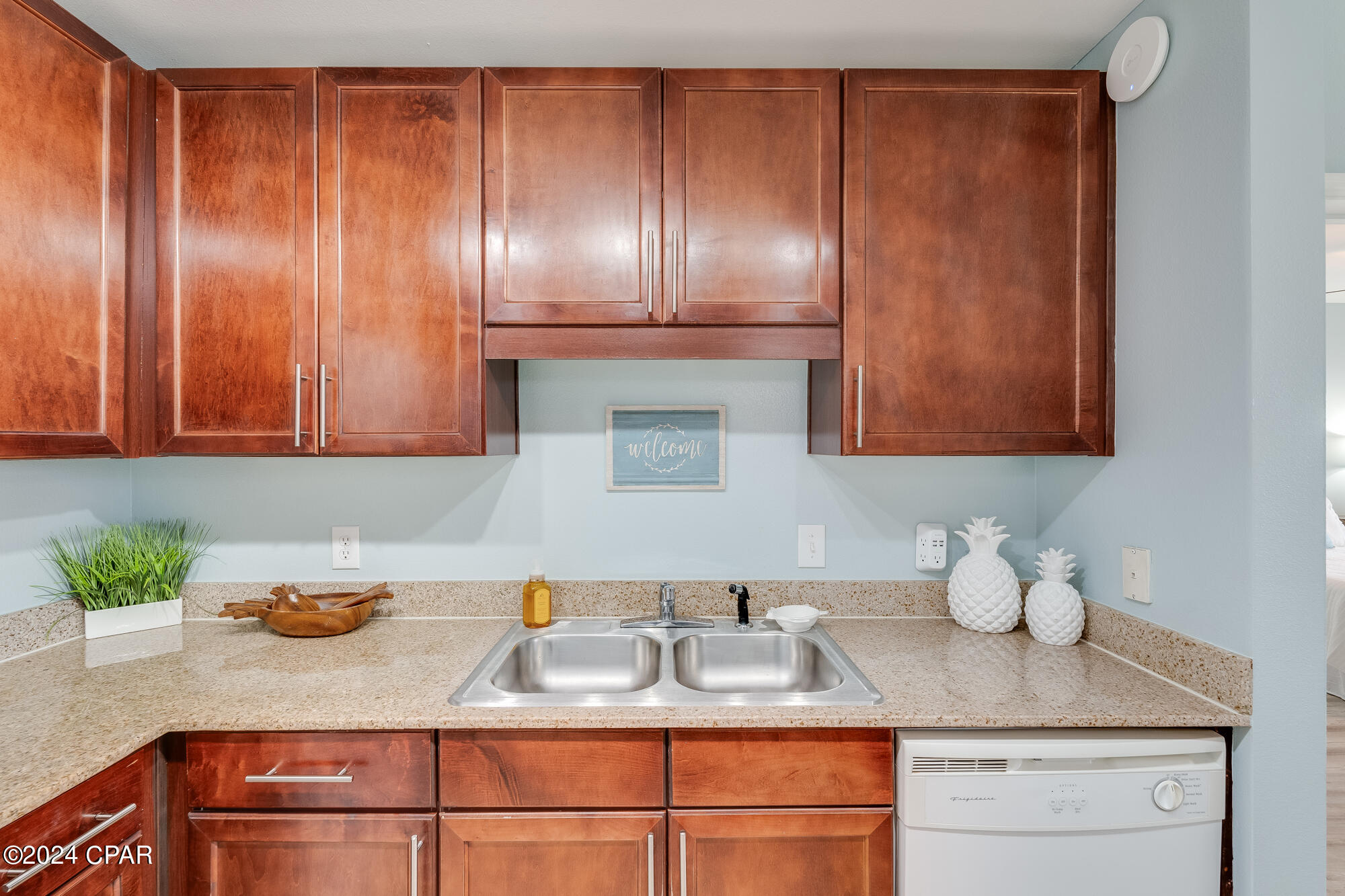 9860 S Thomas Drive 108