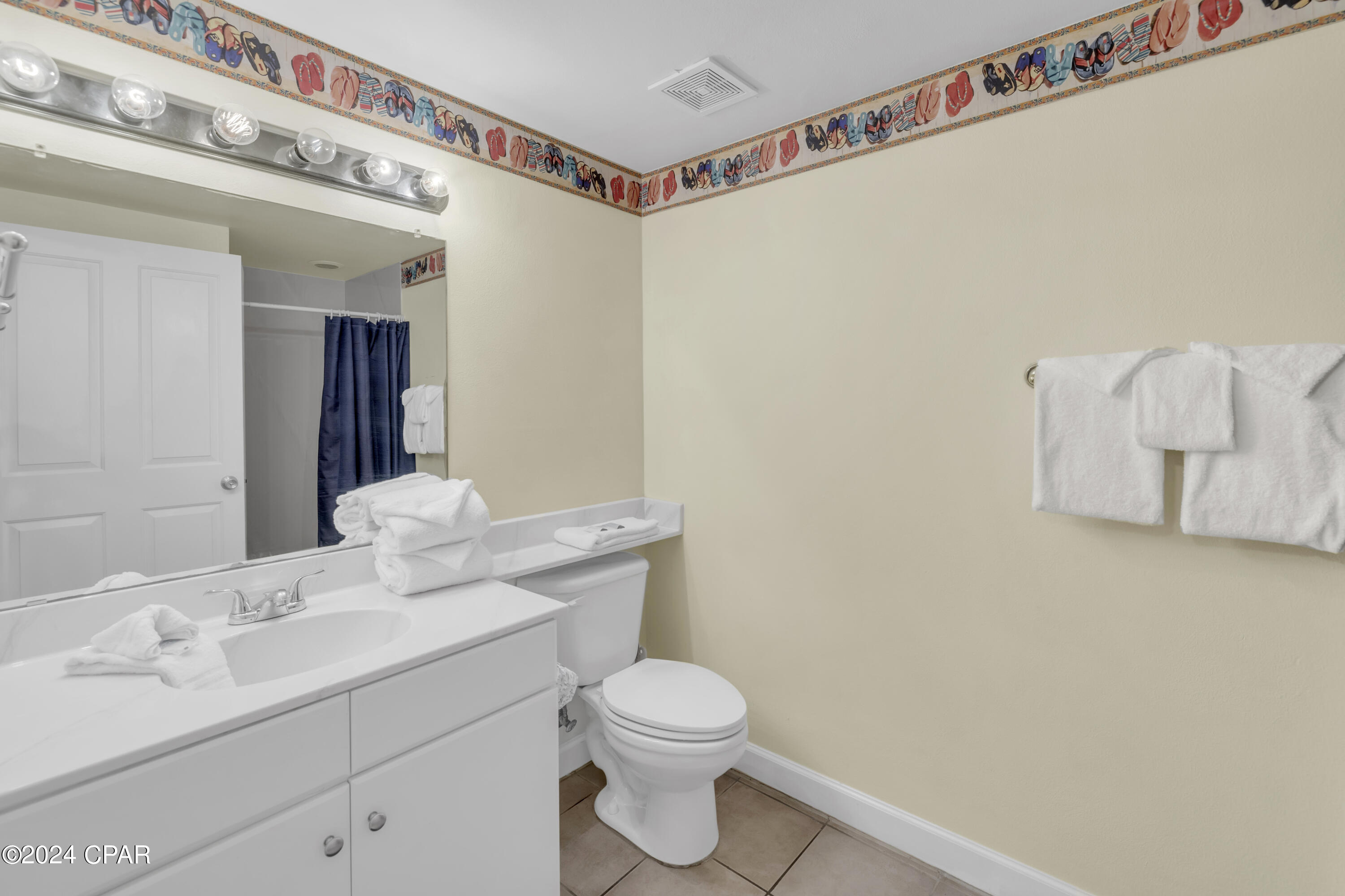 9900 S Thomas Drive 208