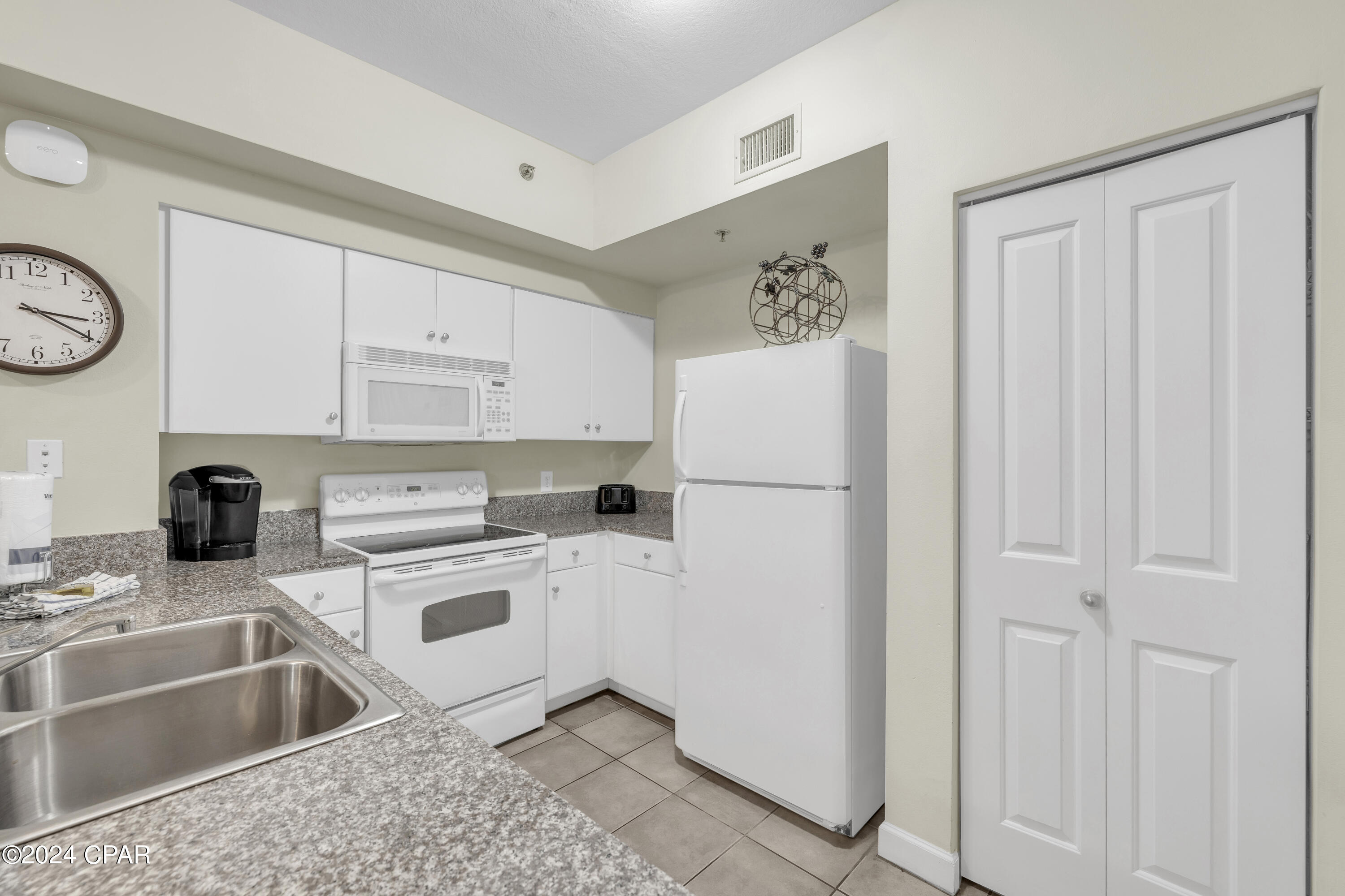 9900 S Thomas Drive 208