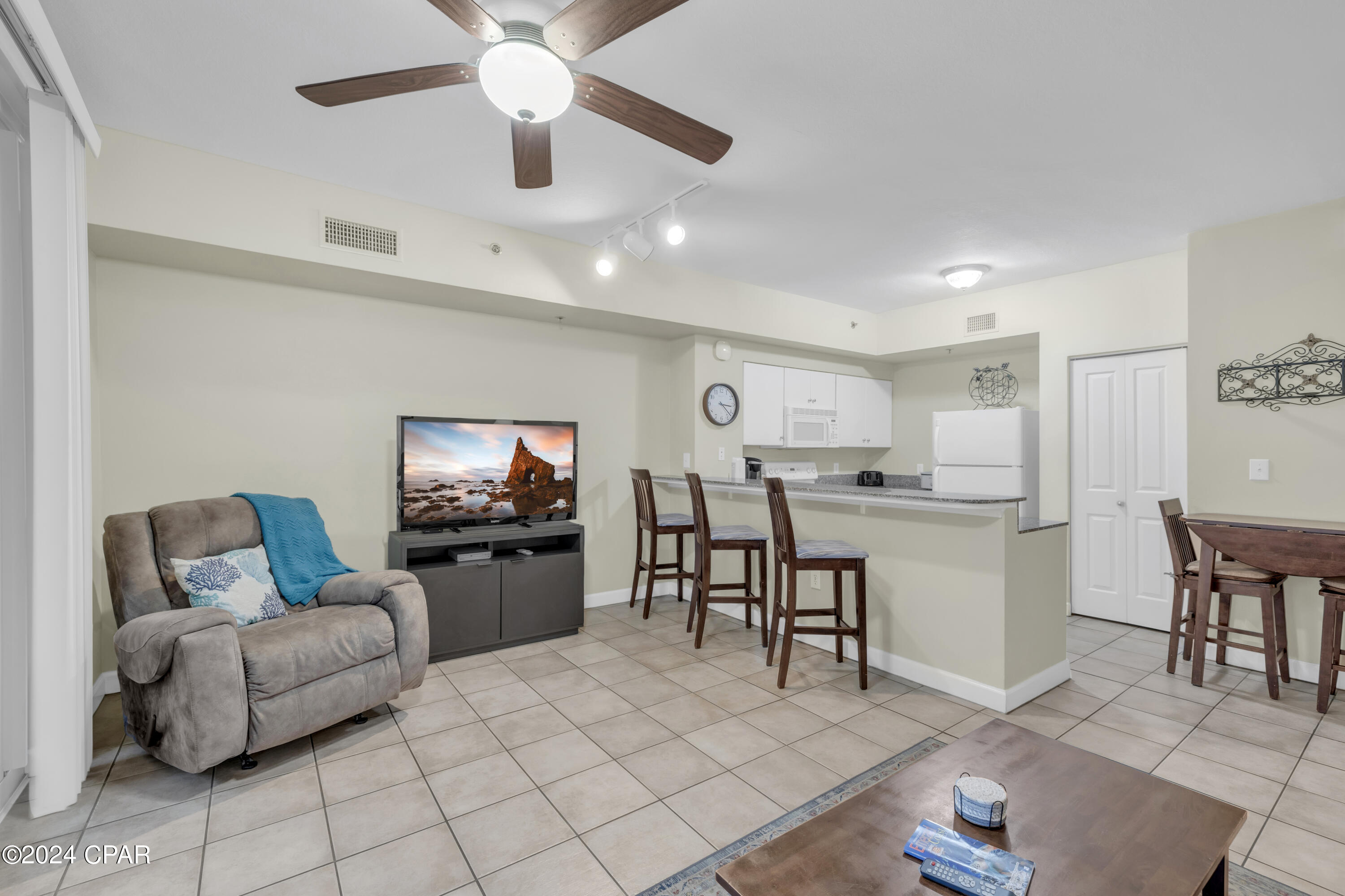 9900 S Thomas Drive 208