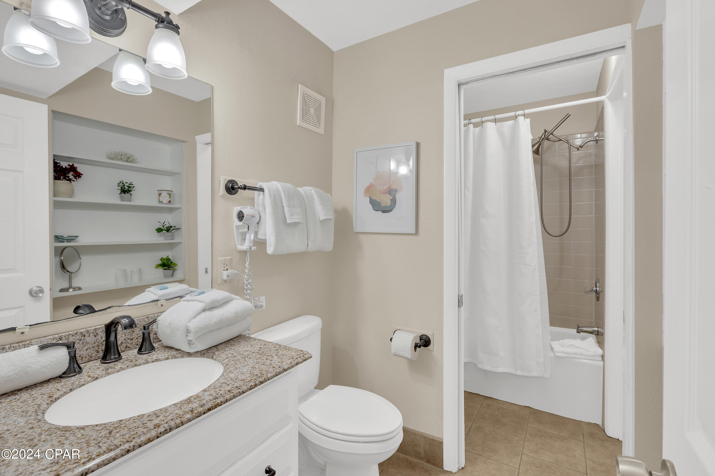 8743 Thomas Drive 226