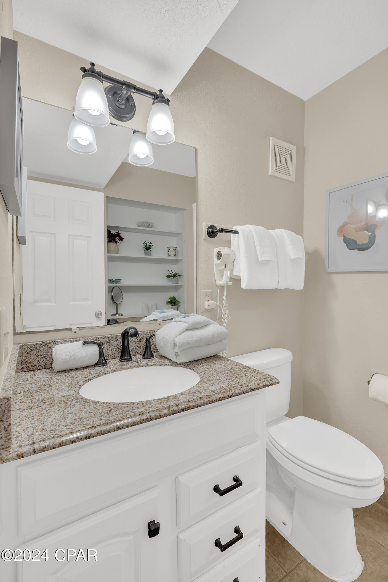 8743 Thomas Drive 226