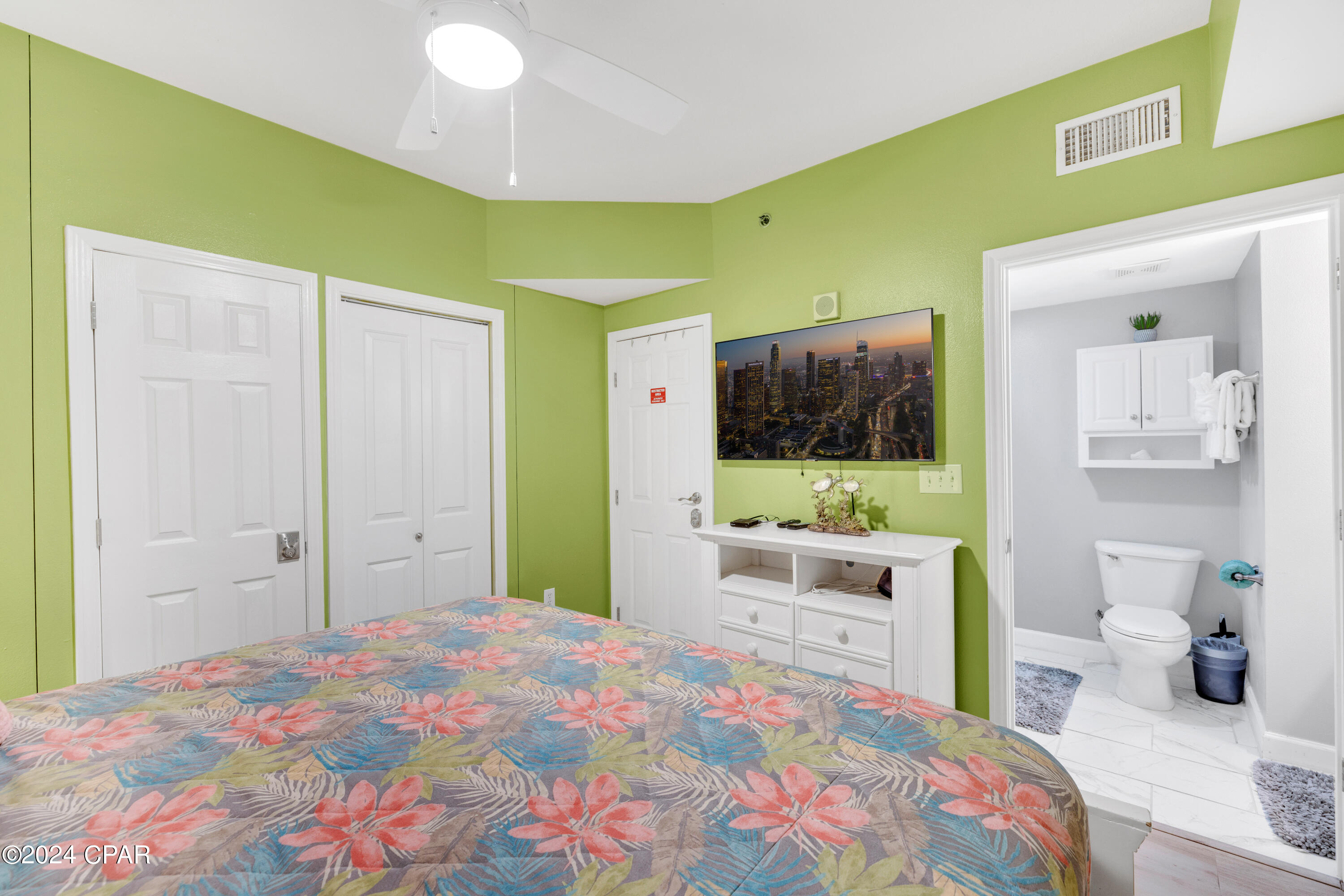 9900 S Thomas Drive 1630