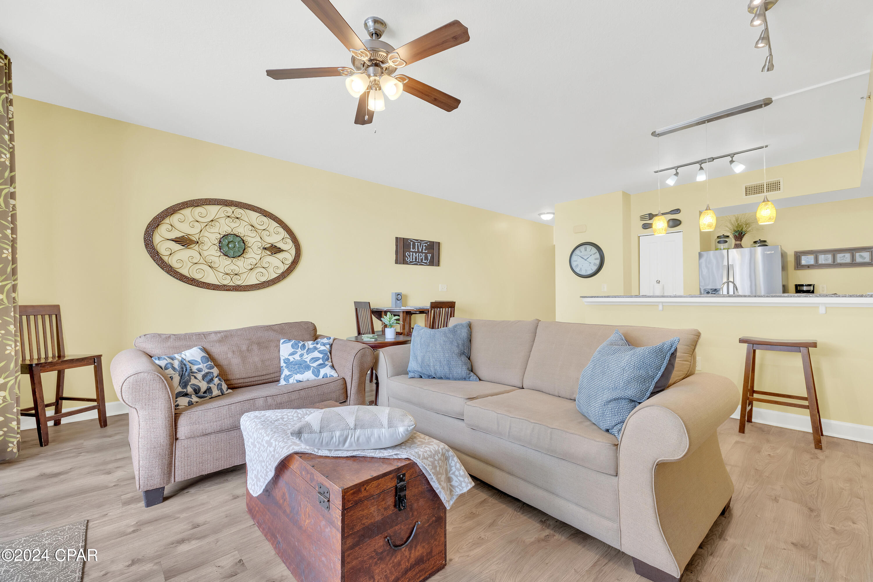 9900 S Thomas Drive 1027