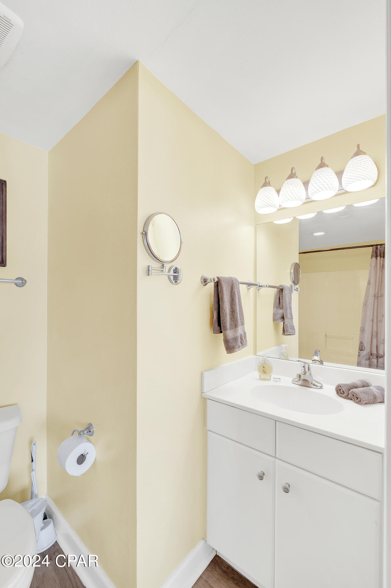 9900 S Thomas Drive 1027