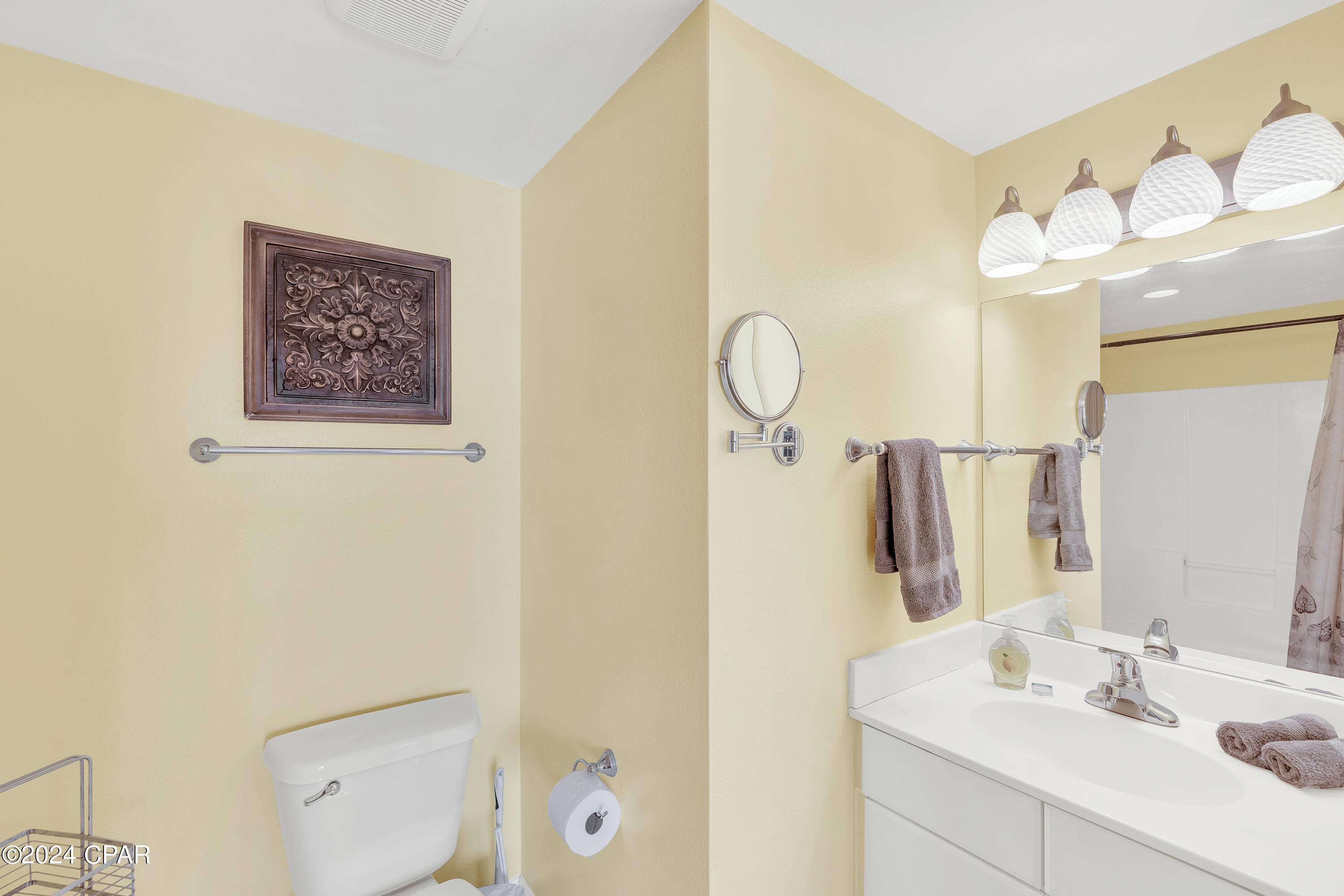 9900 S Thomas Drive 1027