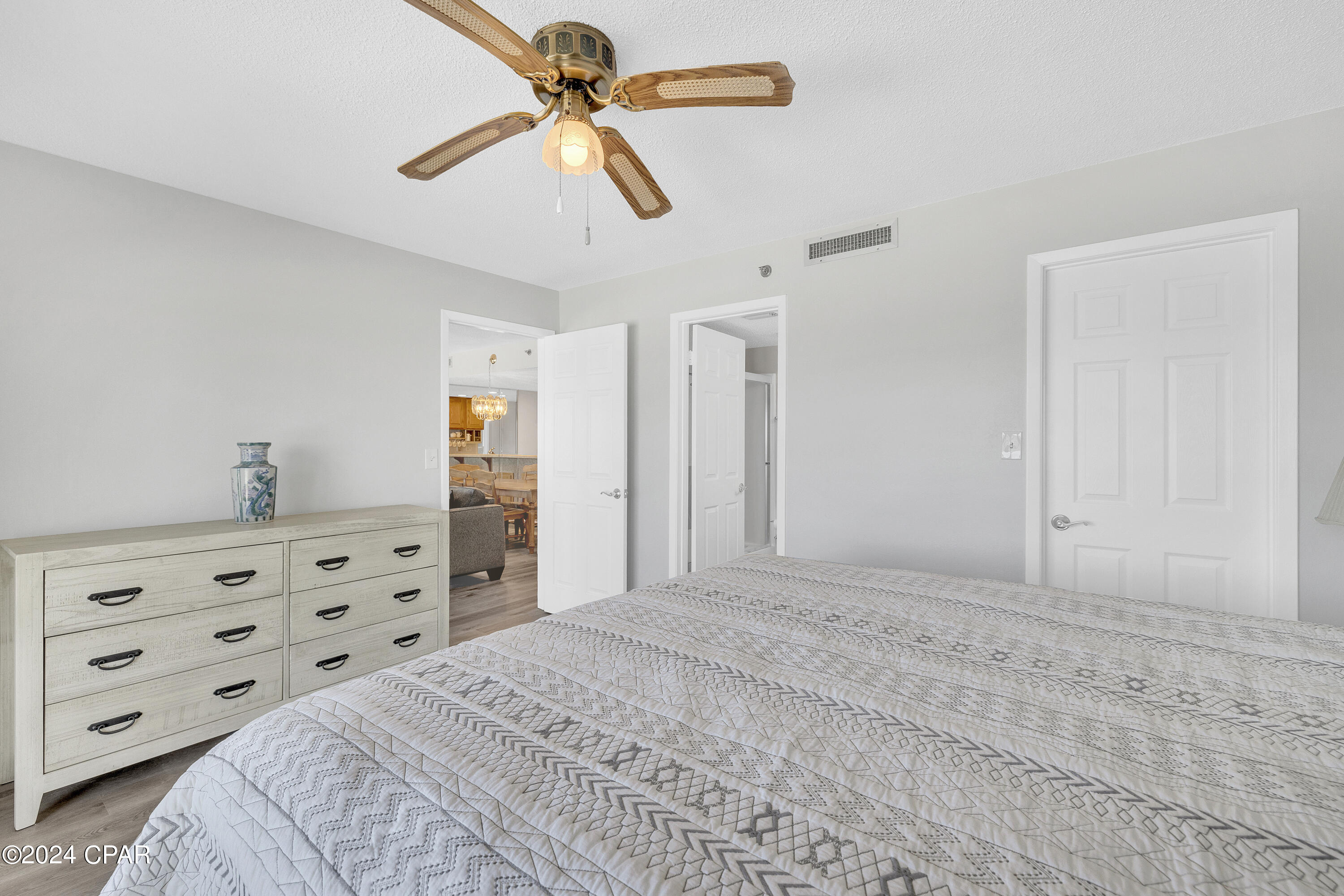 4715 Thomas Drive 610