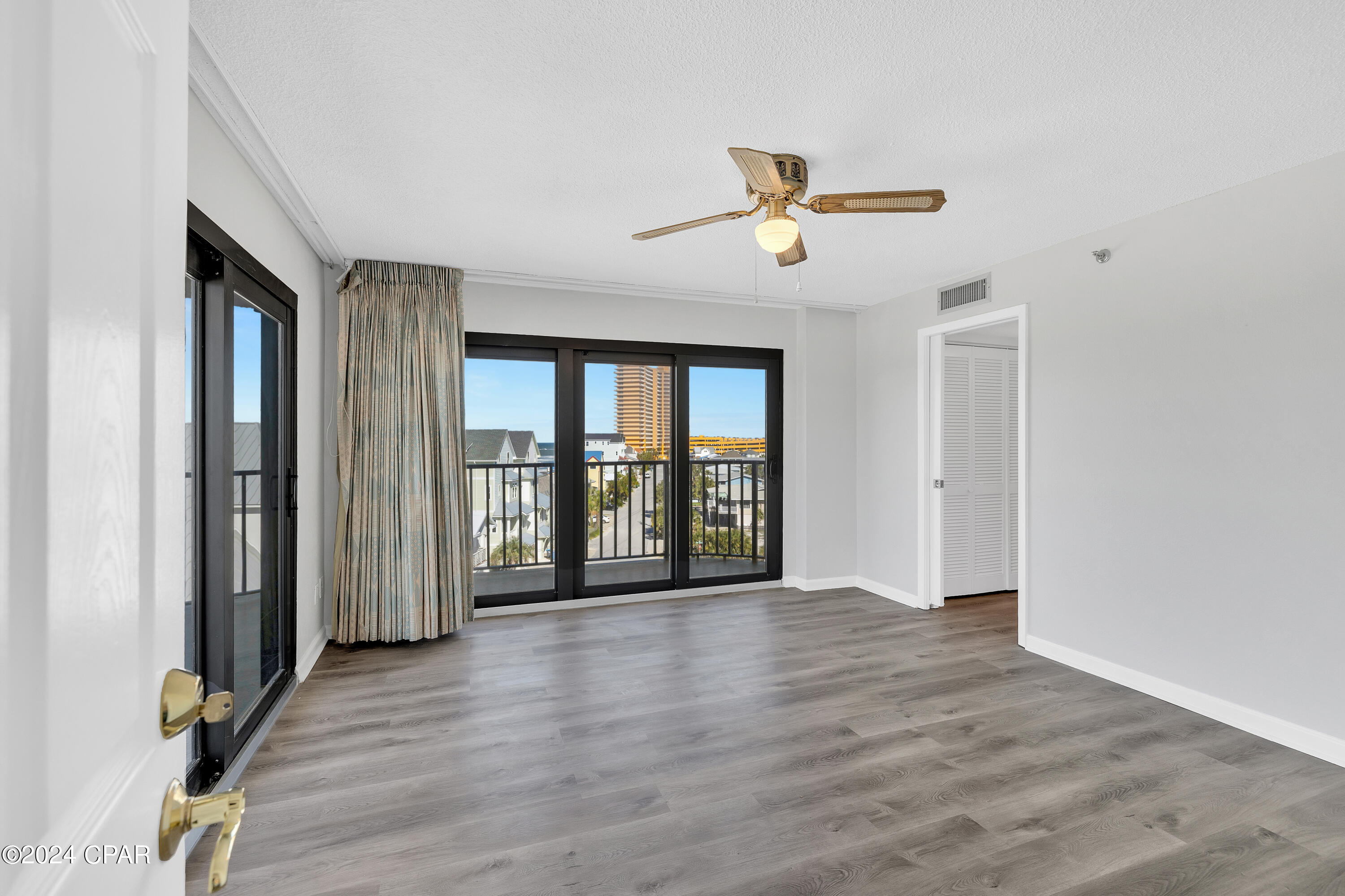 4715 Thomas Drive 610