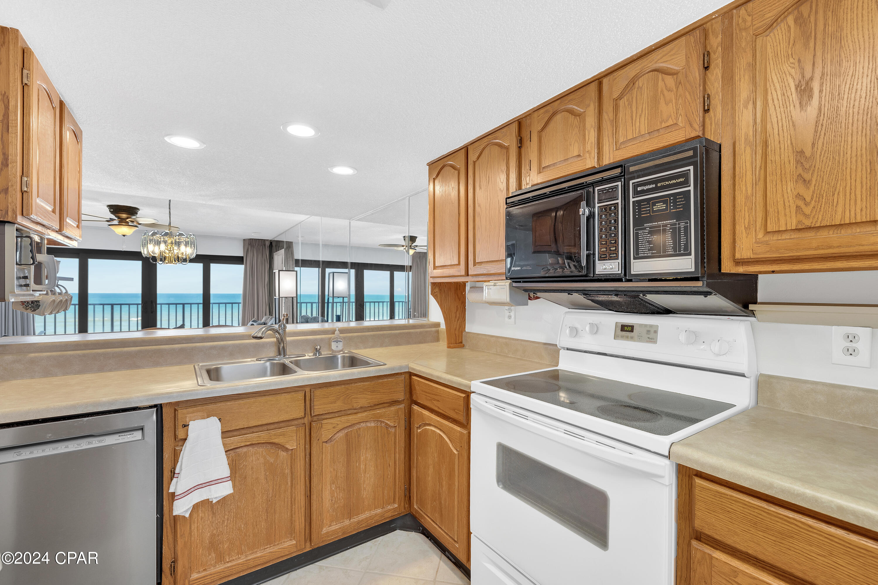 4715 Thomas Drive 610