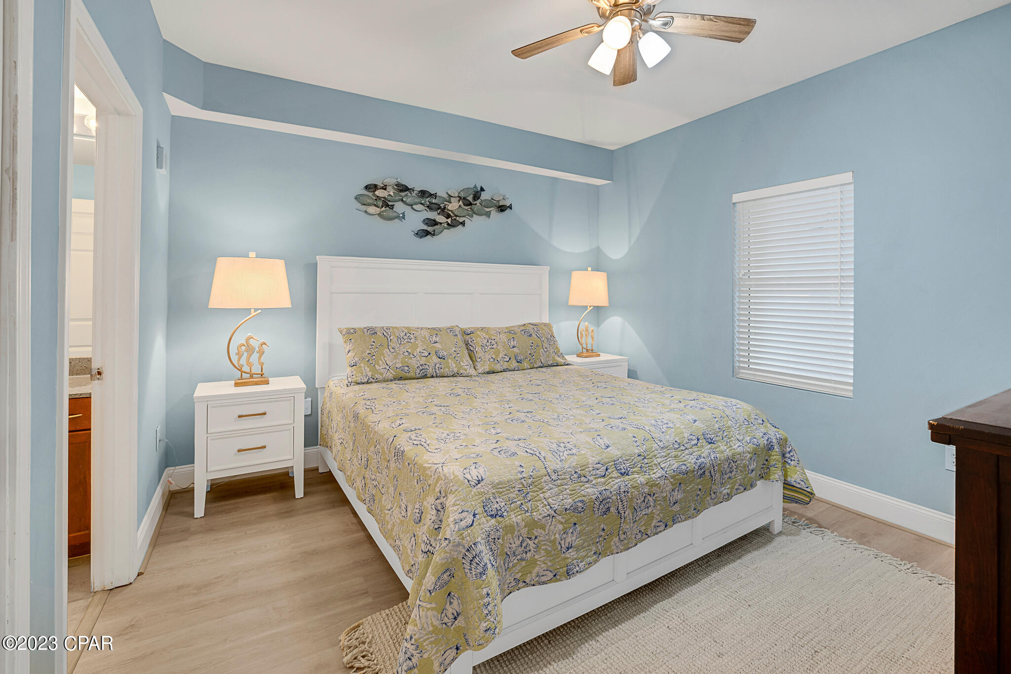 9902 S Thomas Drive 1334