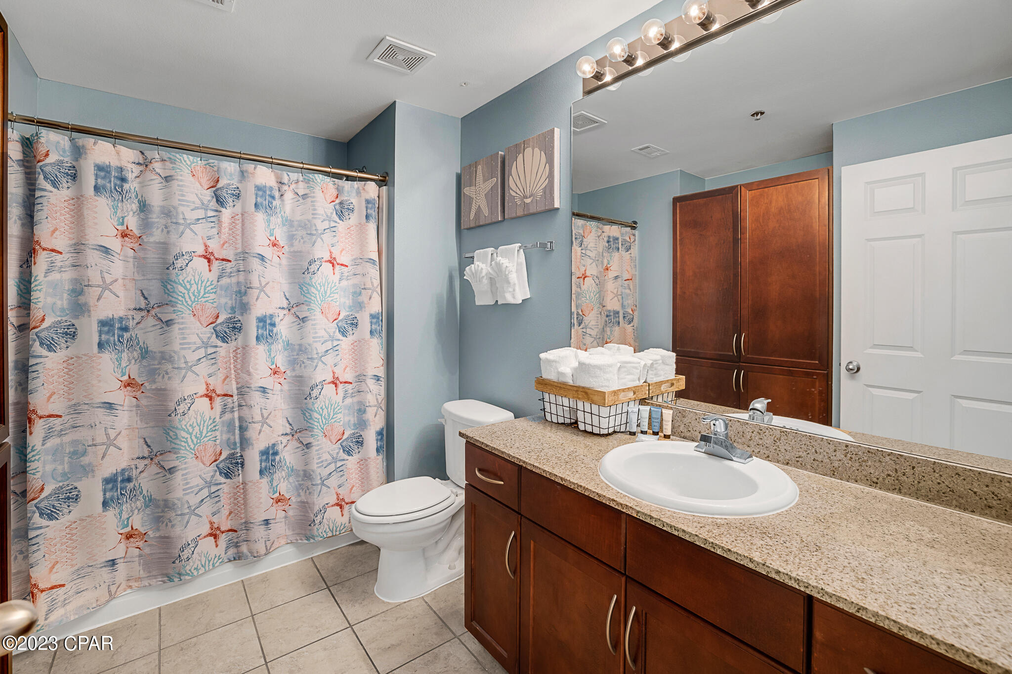 9902 S Thomas Drive 1334