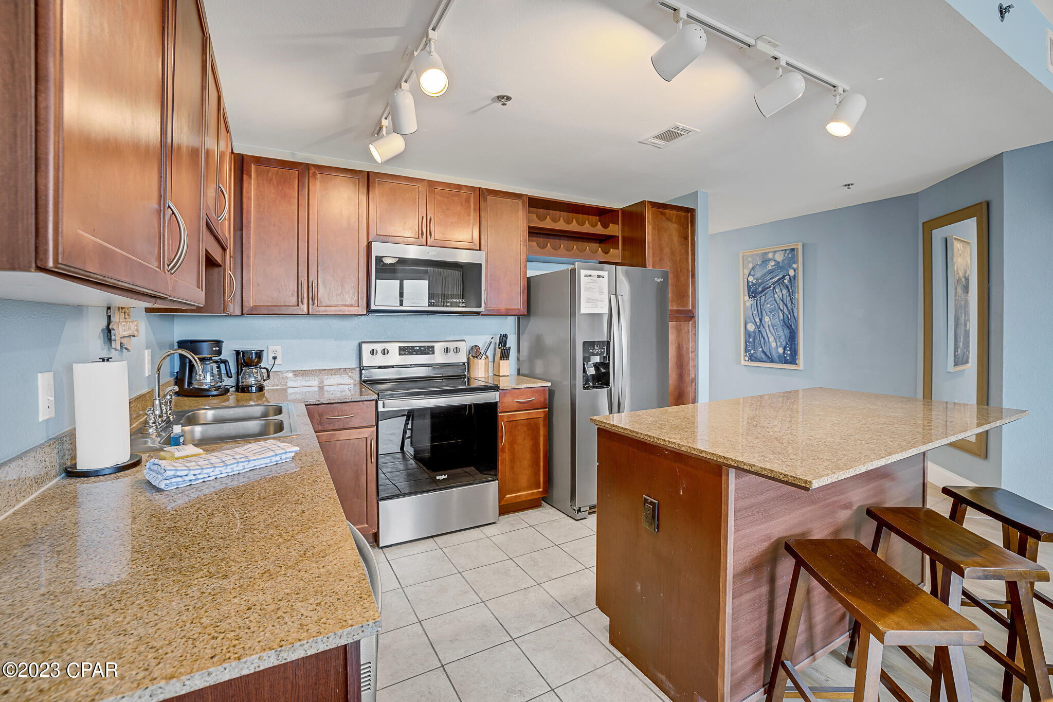 9902 S Thomas Drive 1334