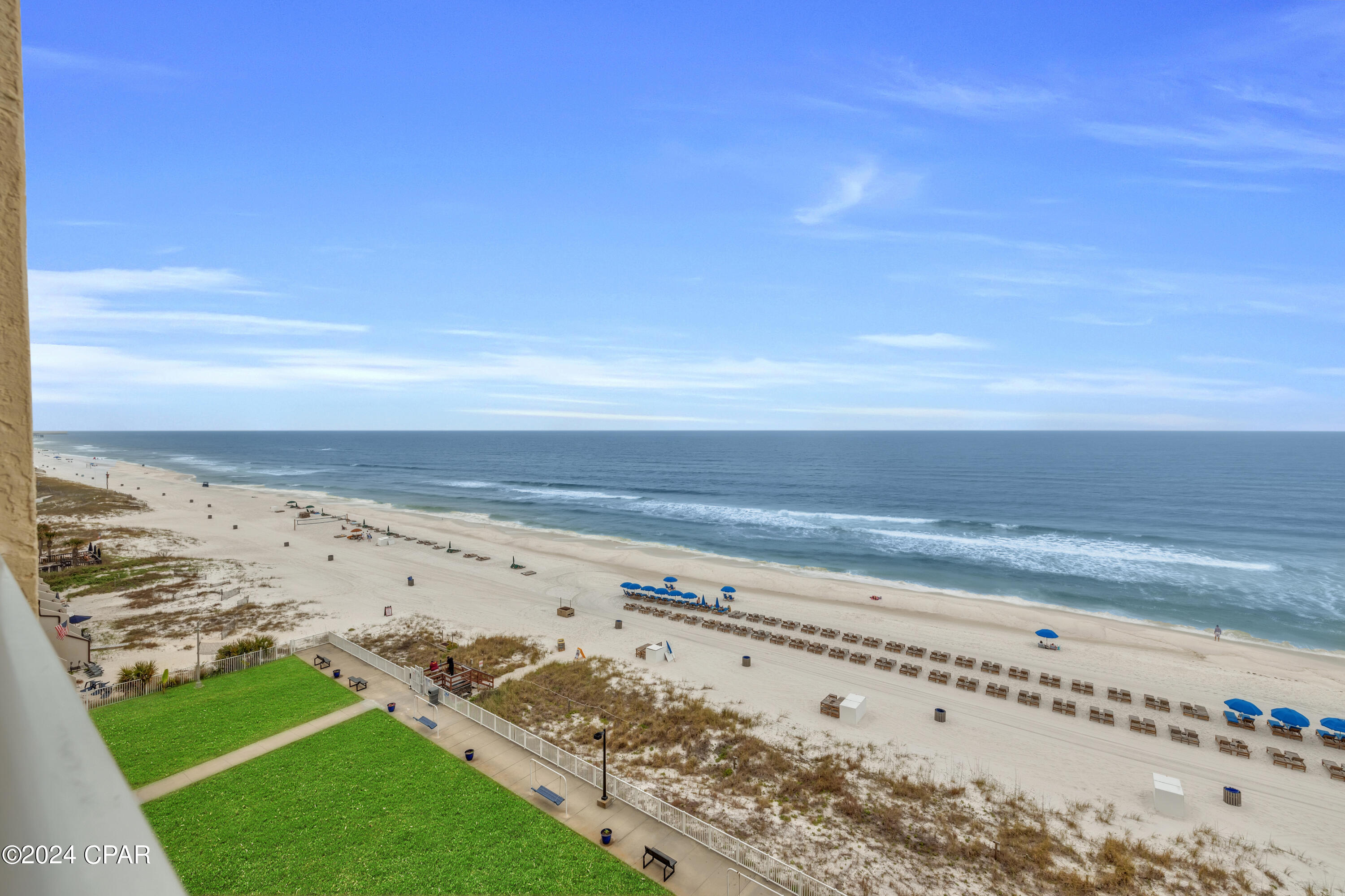 5801 Thomas Drive 818