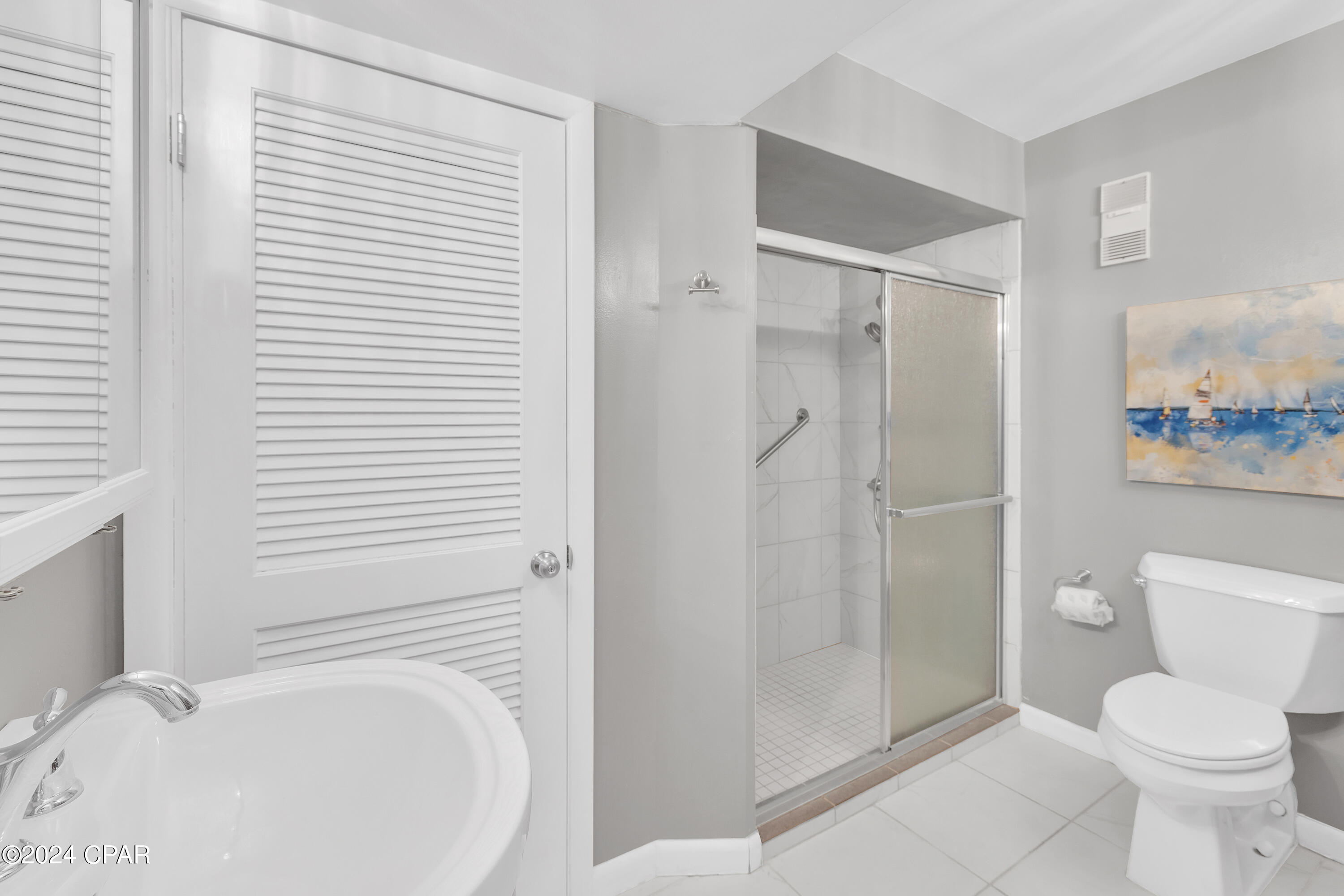 5801 S Thomas Drive 1103