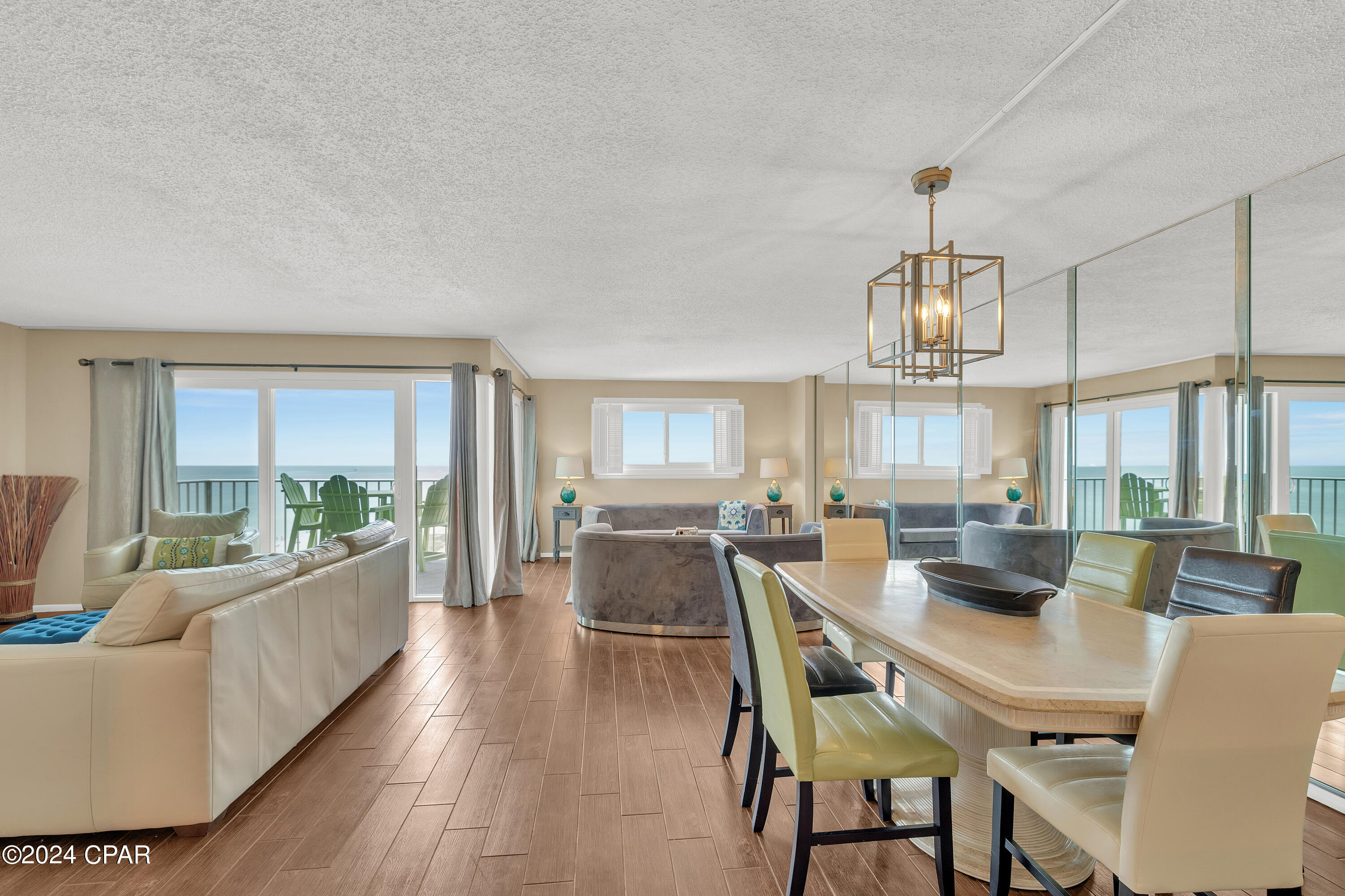 5801 S Thomas Drive 1103