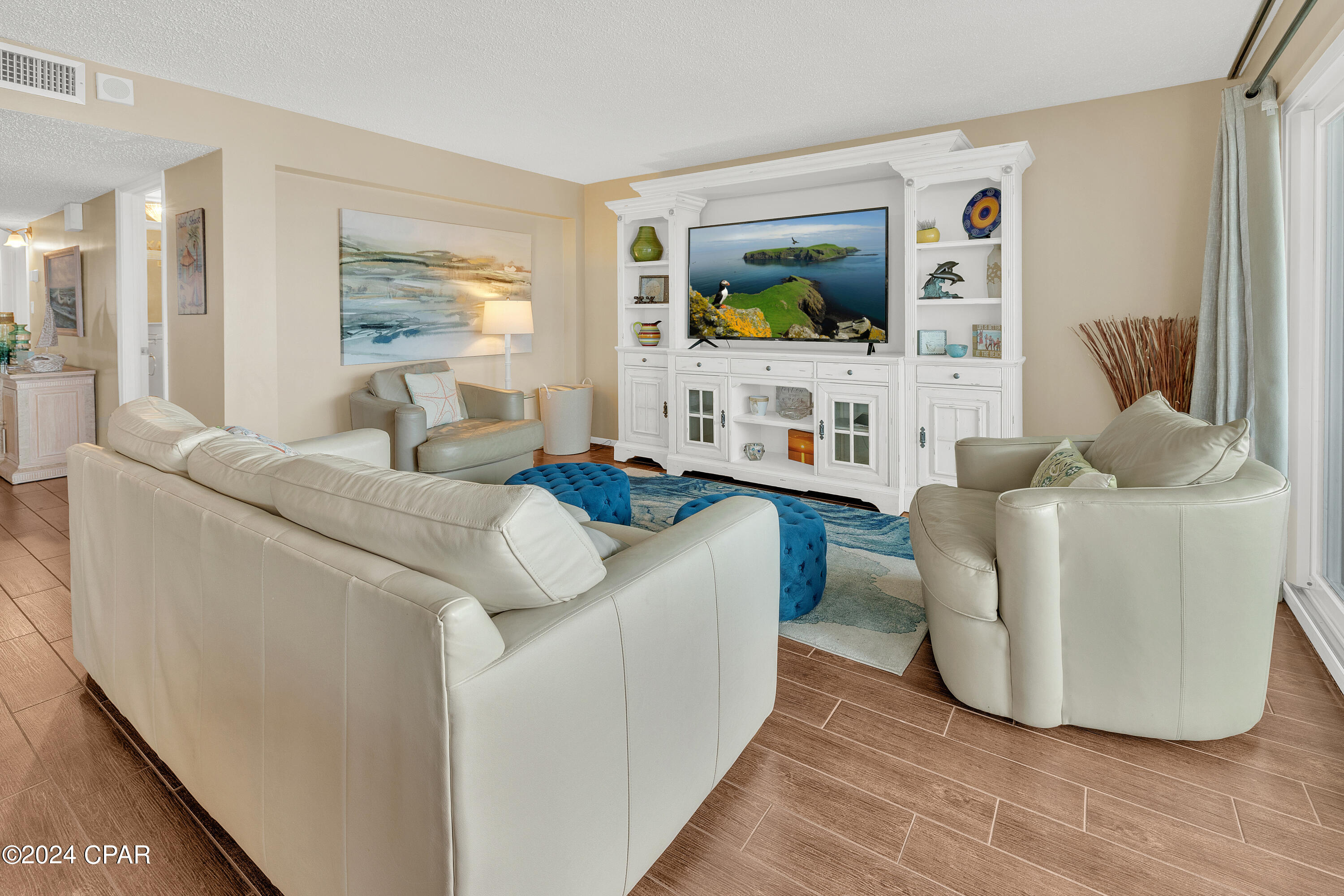 5801 S Thomas Drive 1103