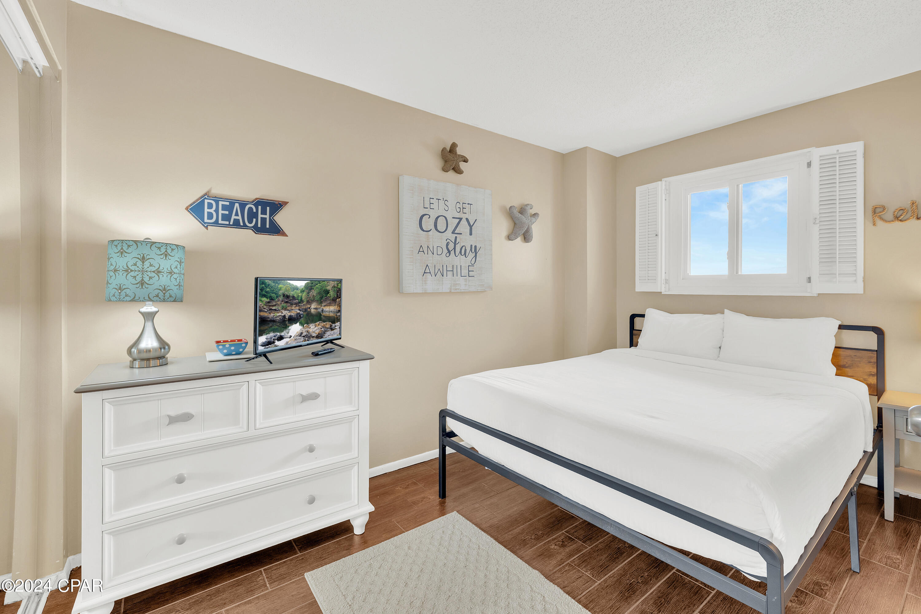 5801 S Thomas Drive 1103