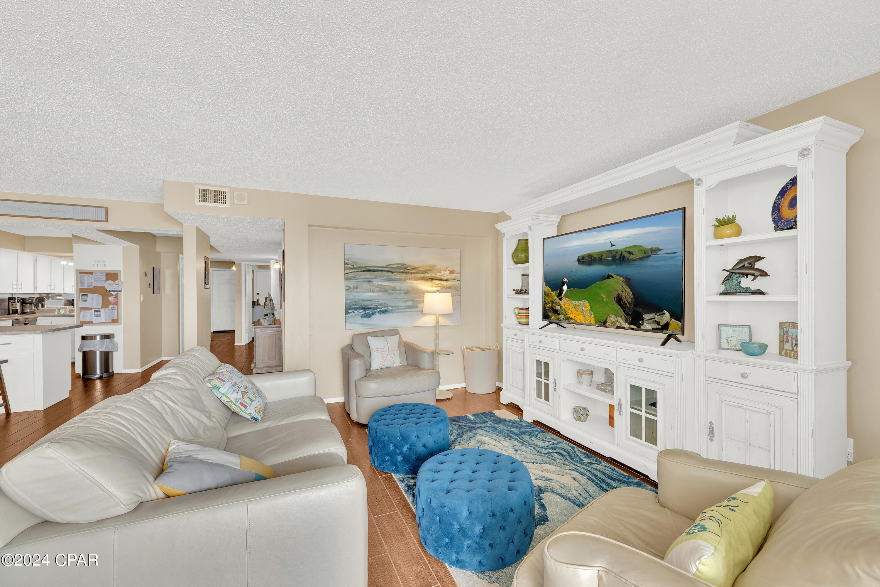 5801 S Thomas Drive 1103