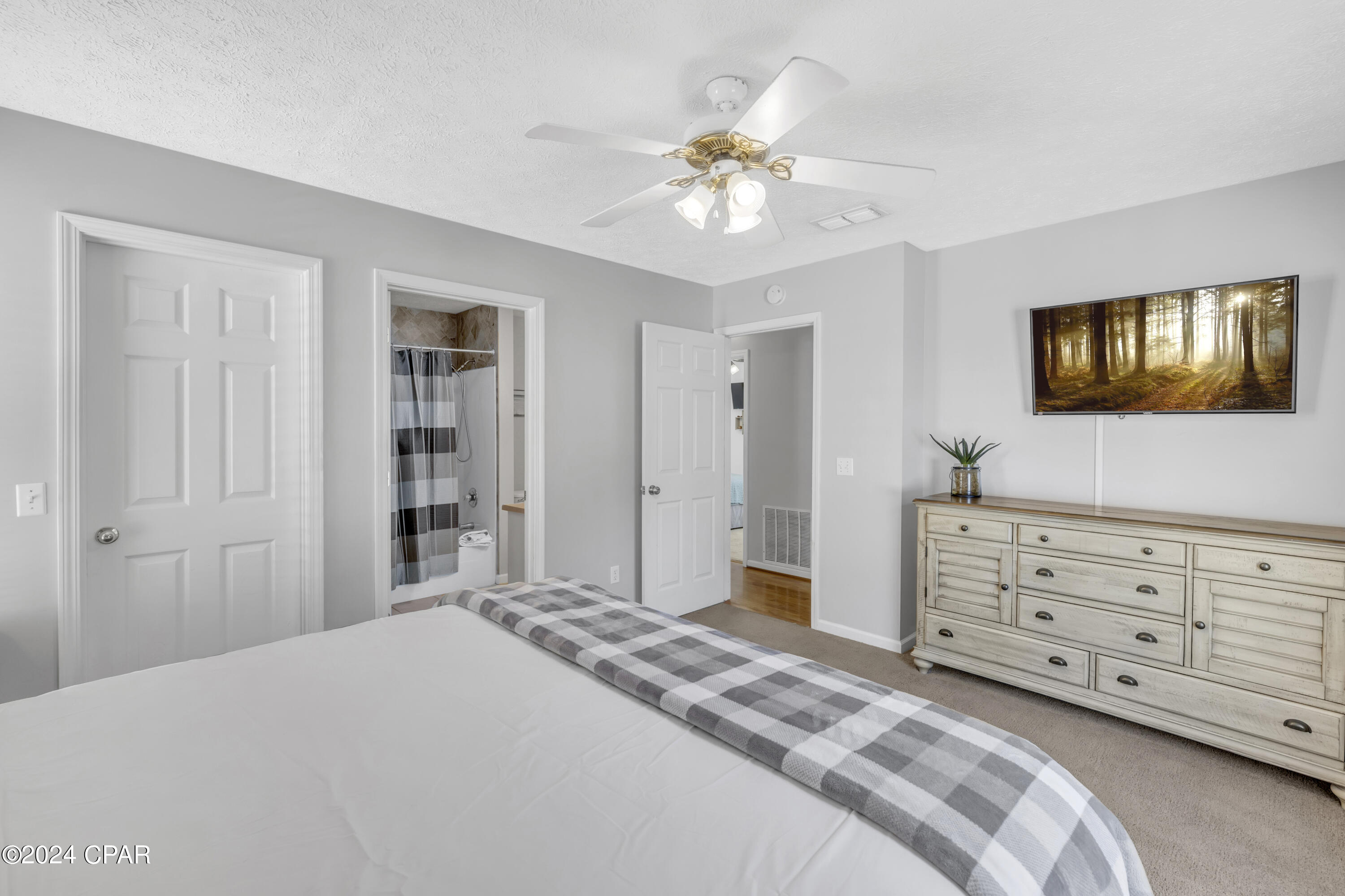 11815 Seashore Lane