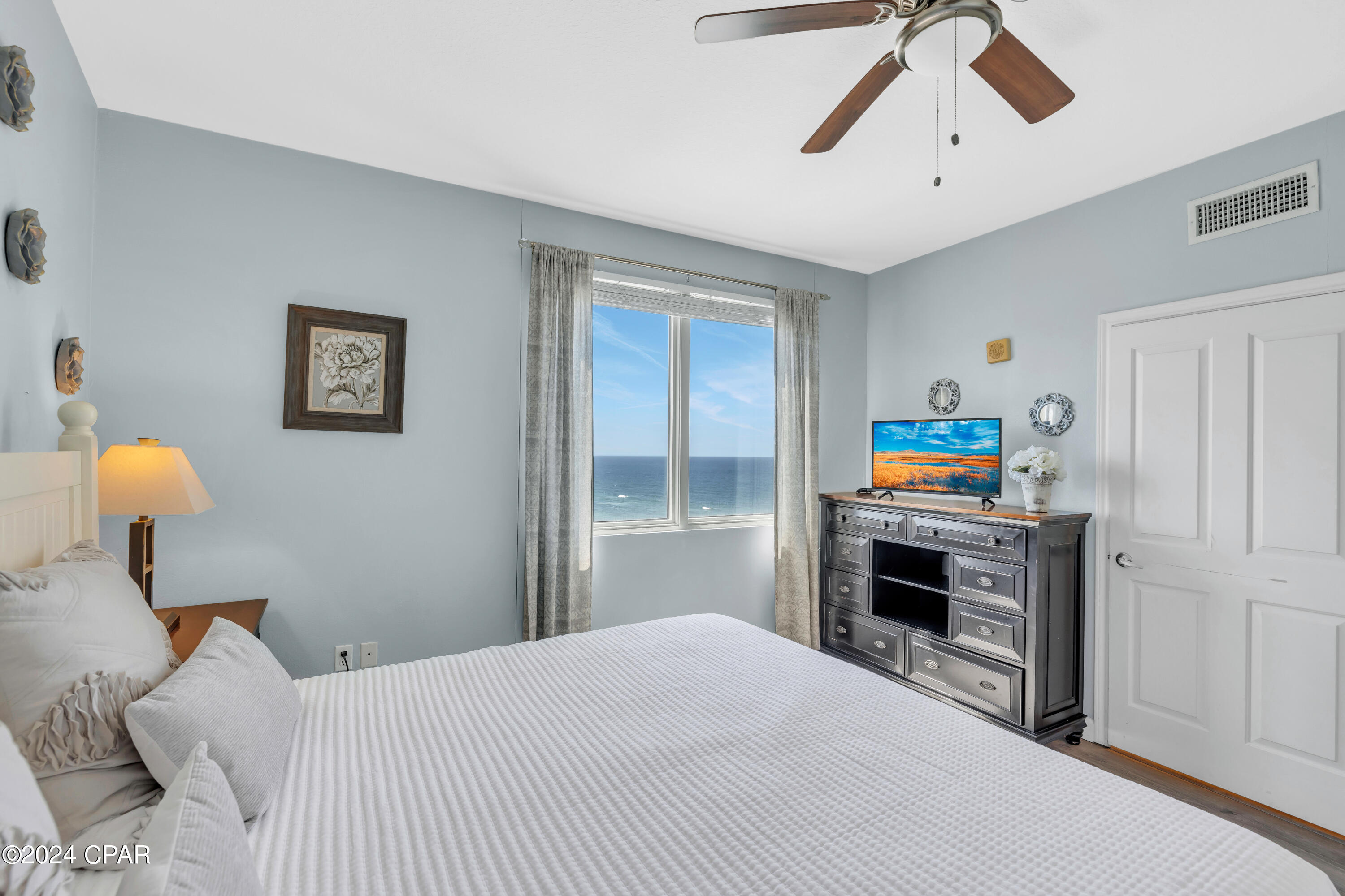 9900 S Thomas Drive 1831