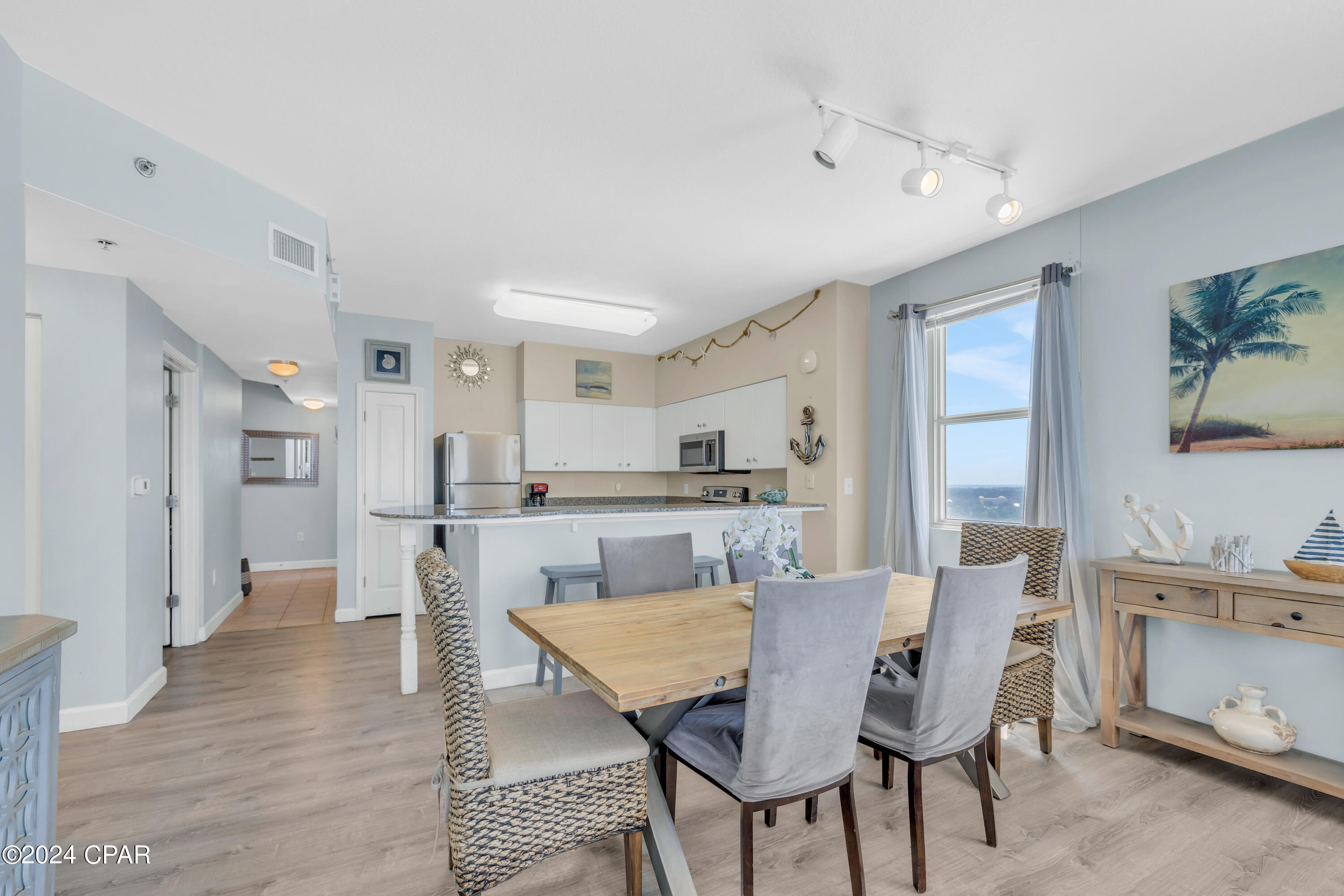 9900 S Thomas Drive 1831