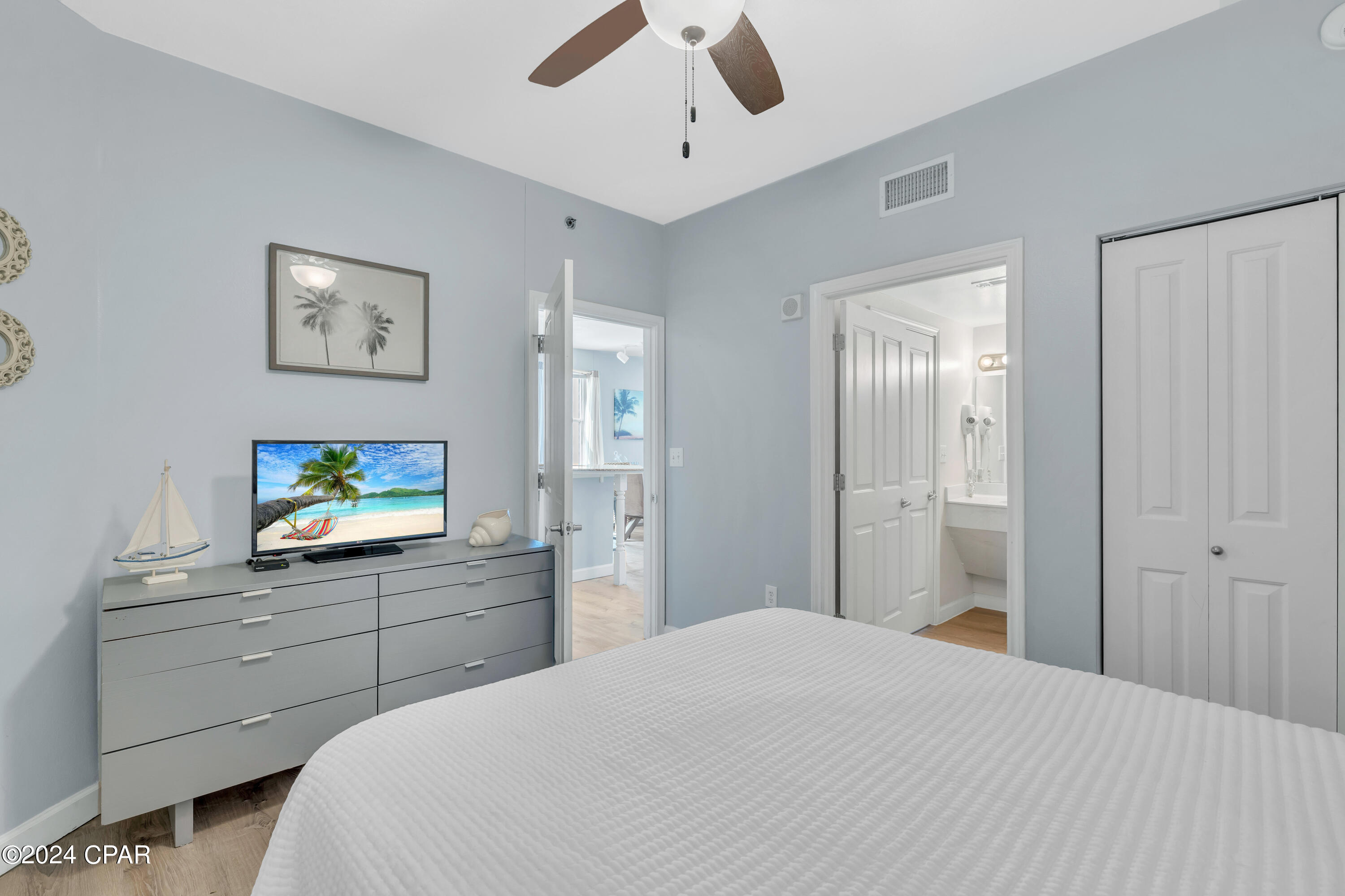 9900 S Thomas Drive 1831