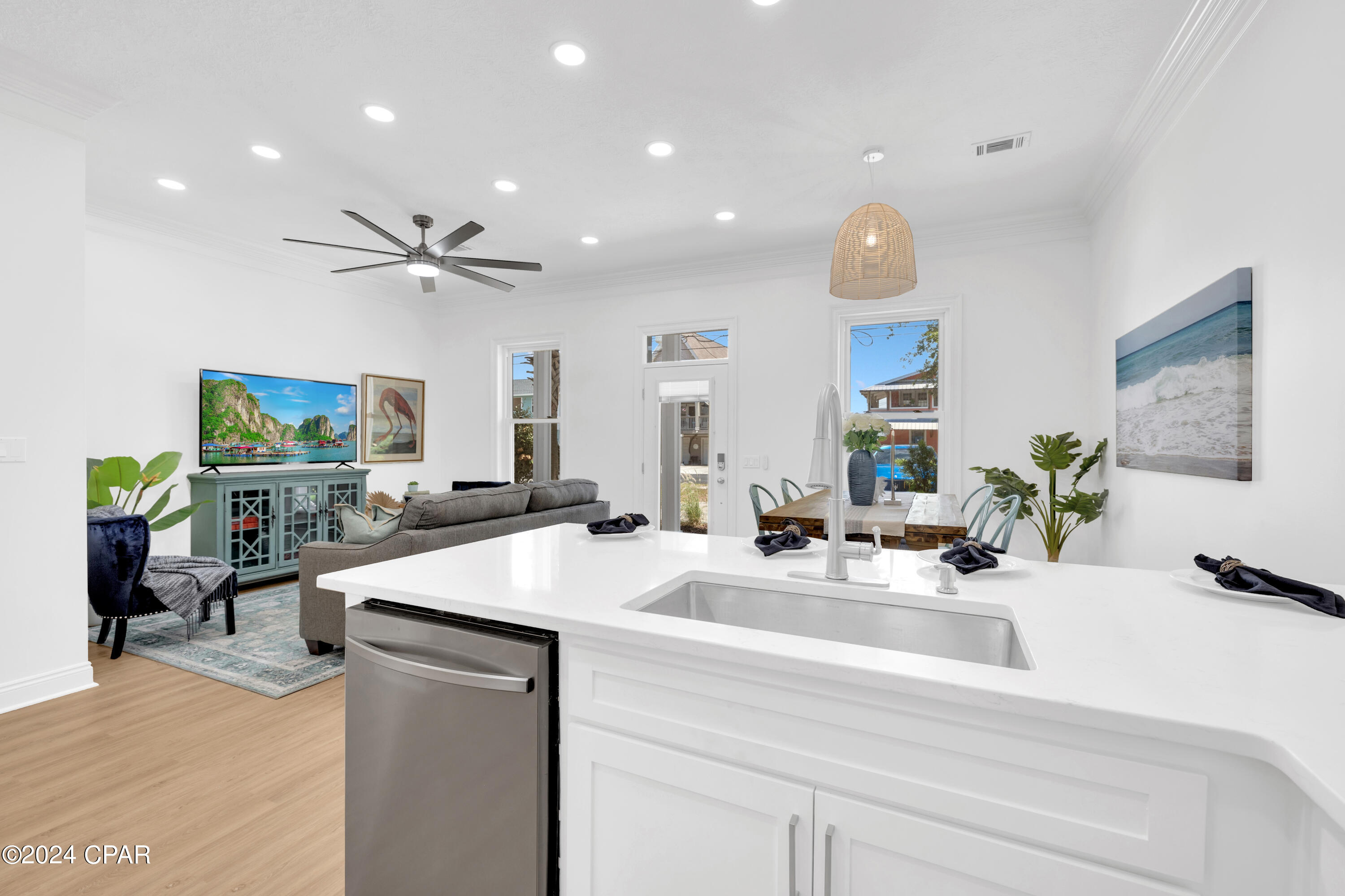 6605 Beach Drive