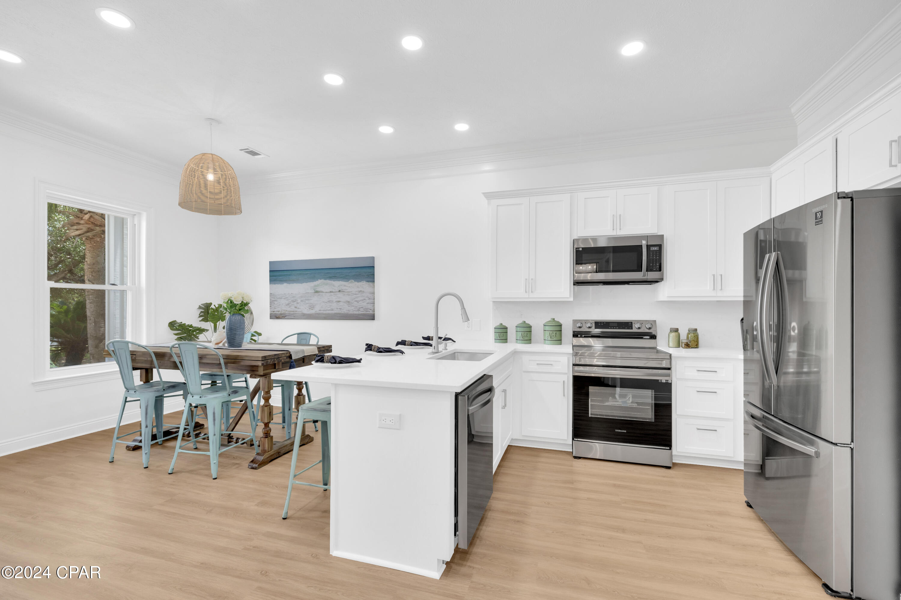 6605 Beach Drive