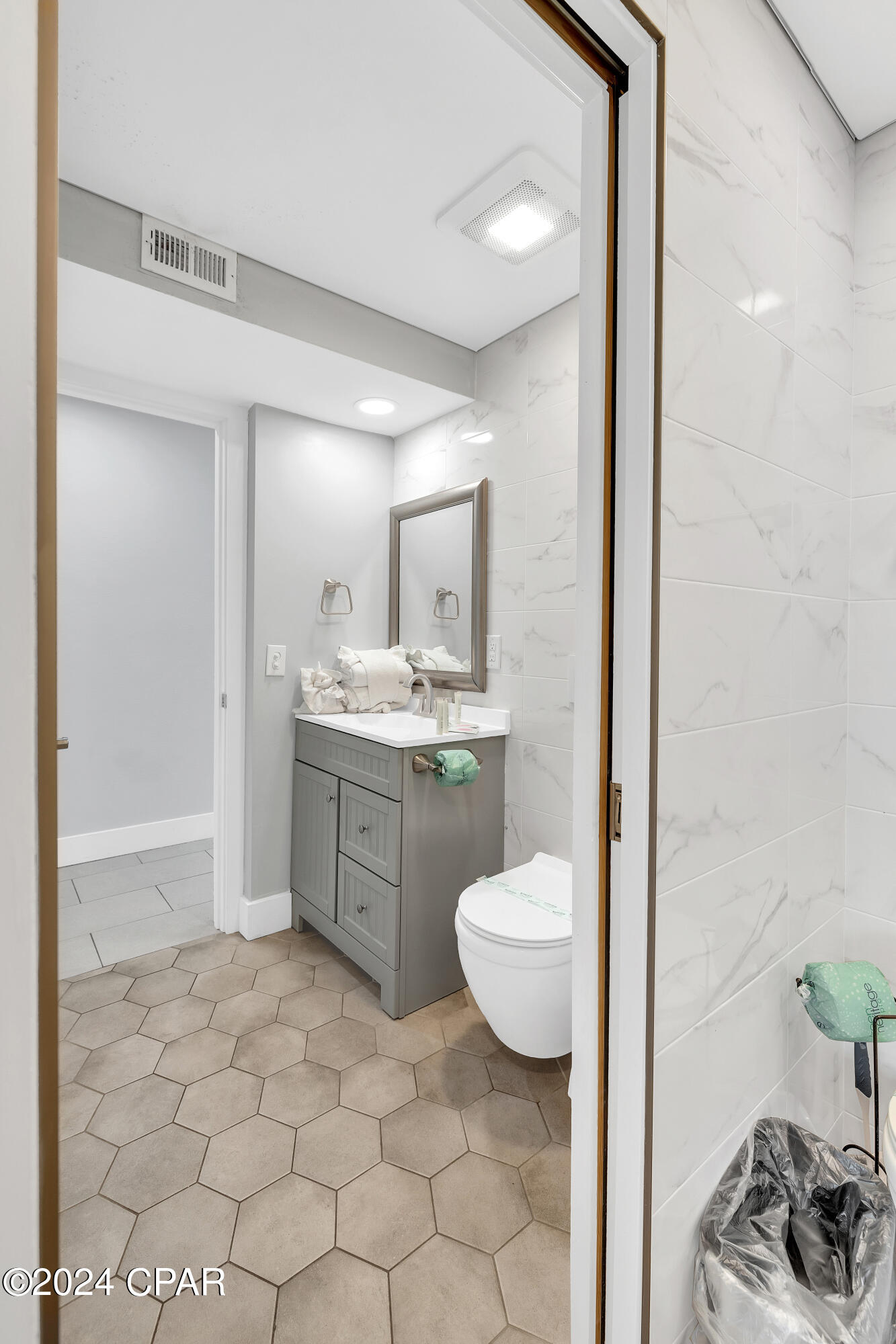 8743 Thomas Drive 1122