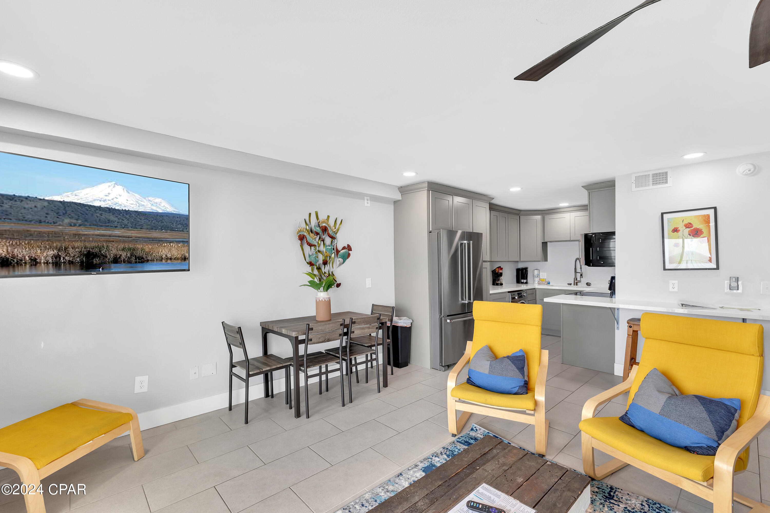 8743 Thomas Drive 1122