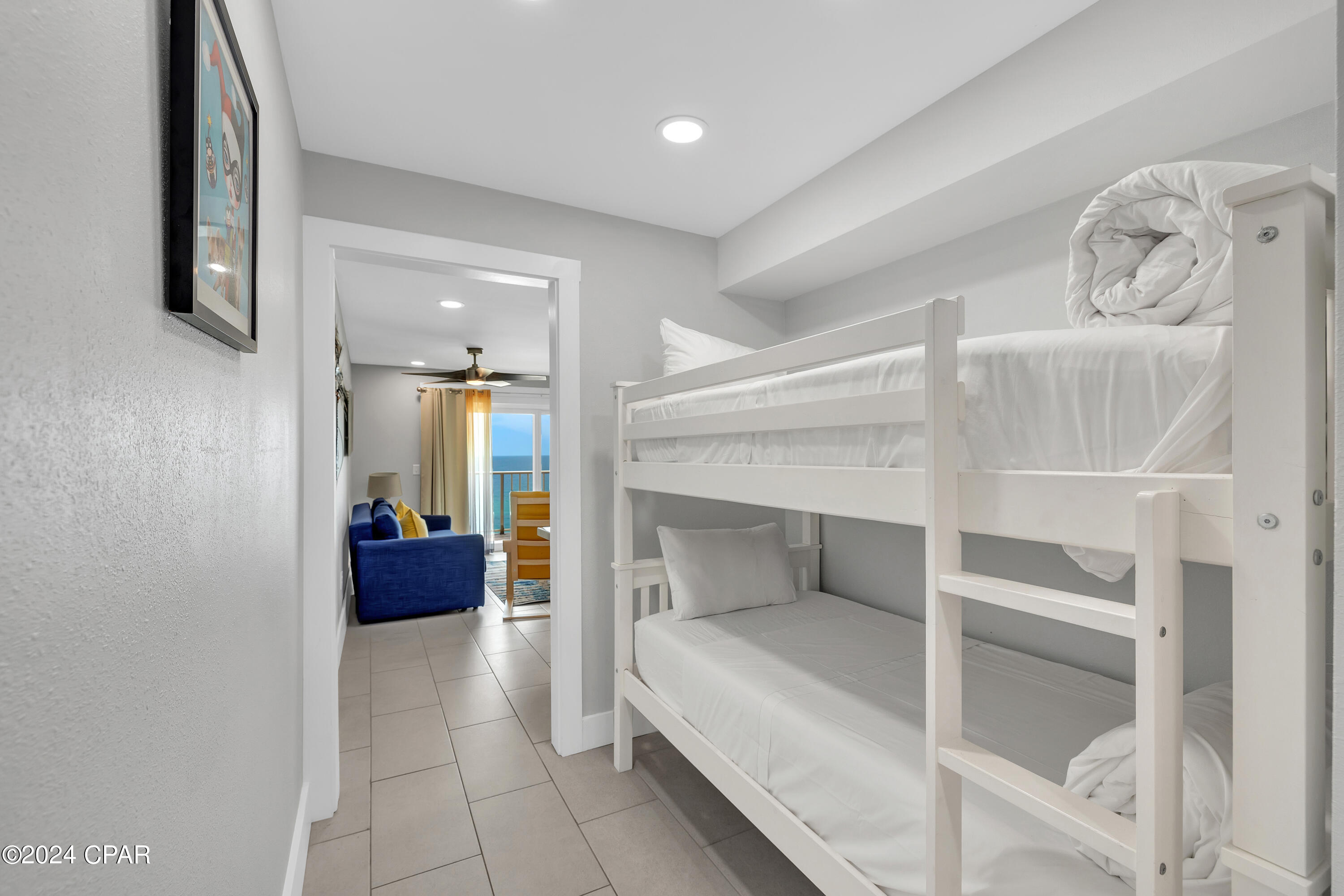 8743 Thomas Drive 1122