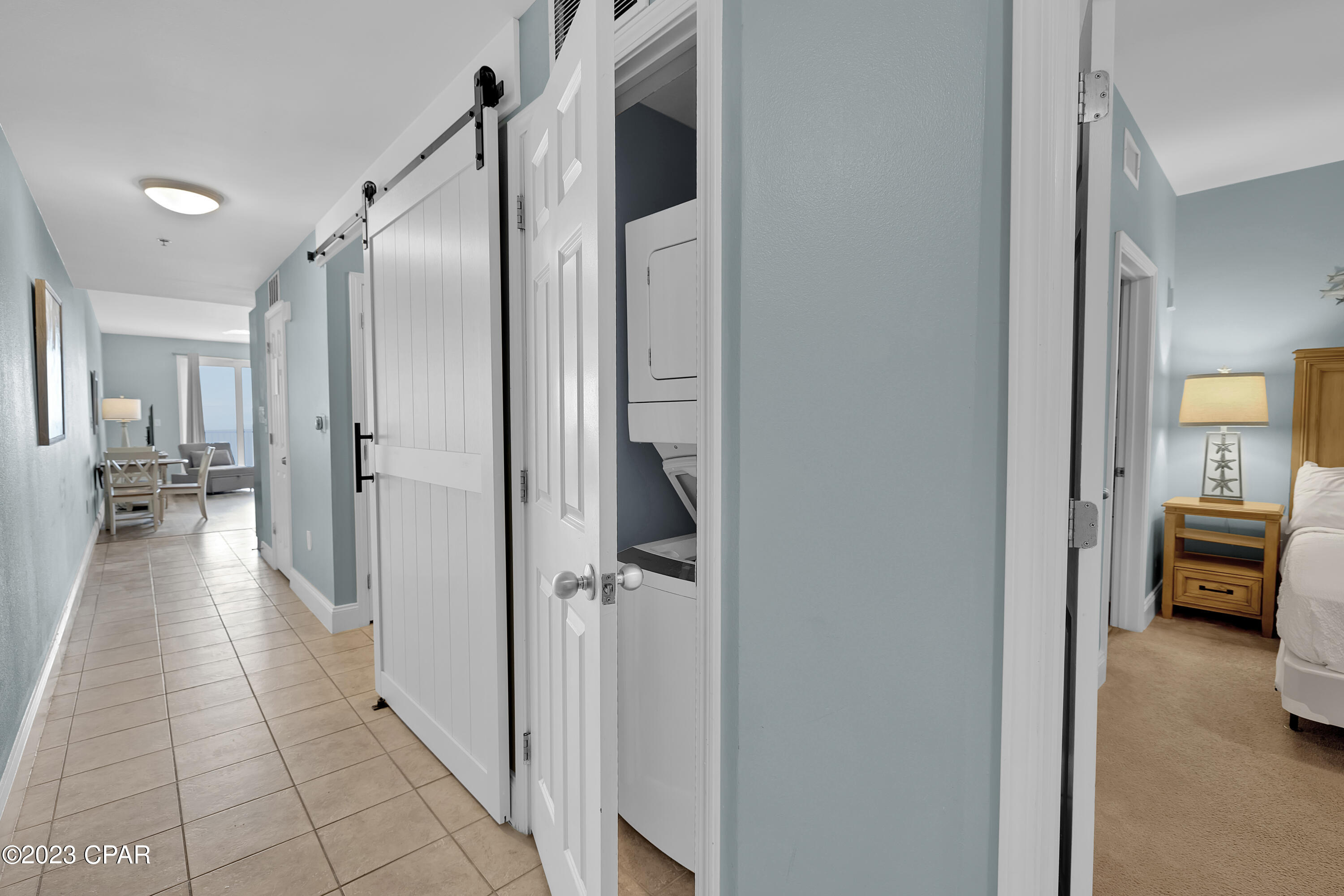 9860 S Thomas Drive 1402