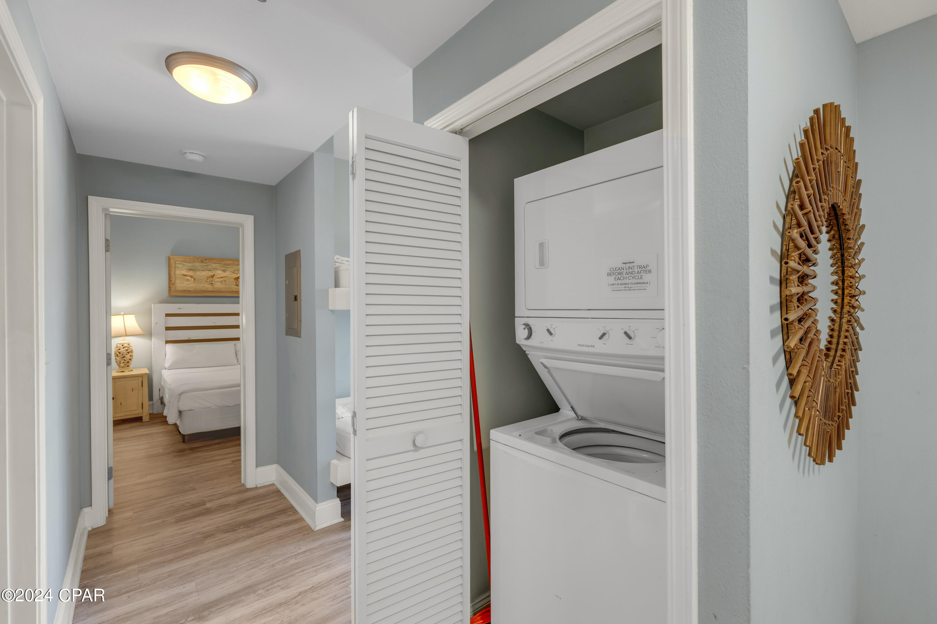 9860 S Thomas Drive 1826